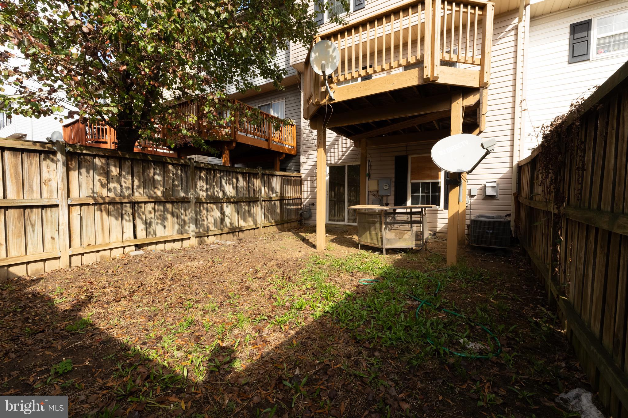 COLONY SQUARE - Residential Lease