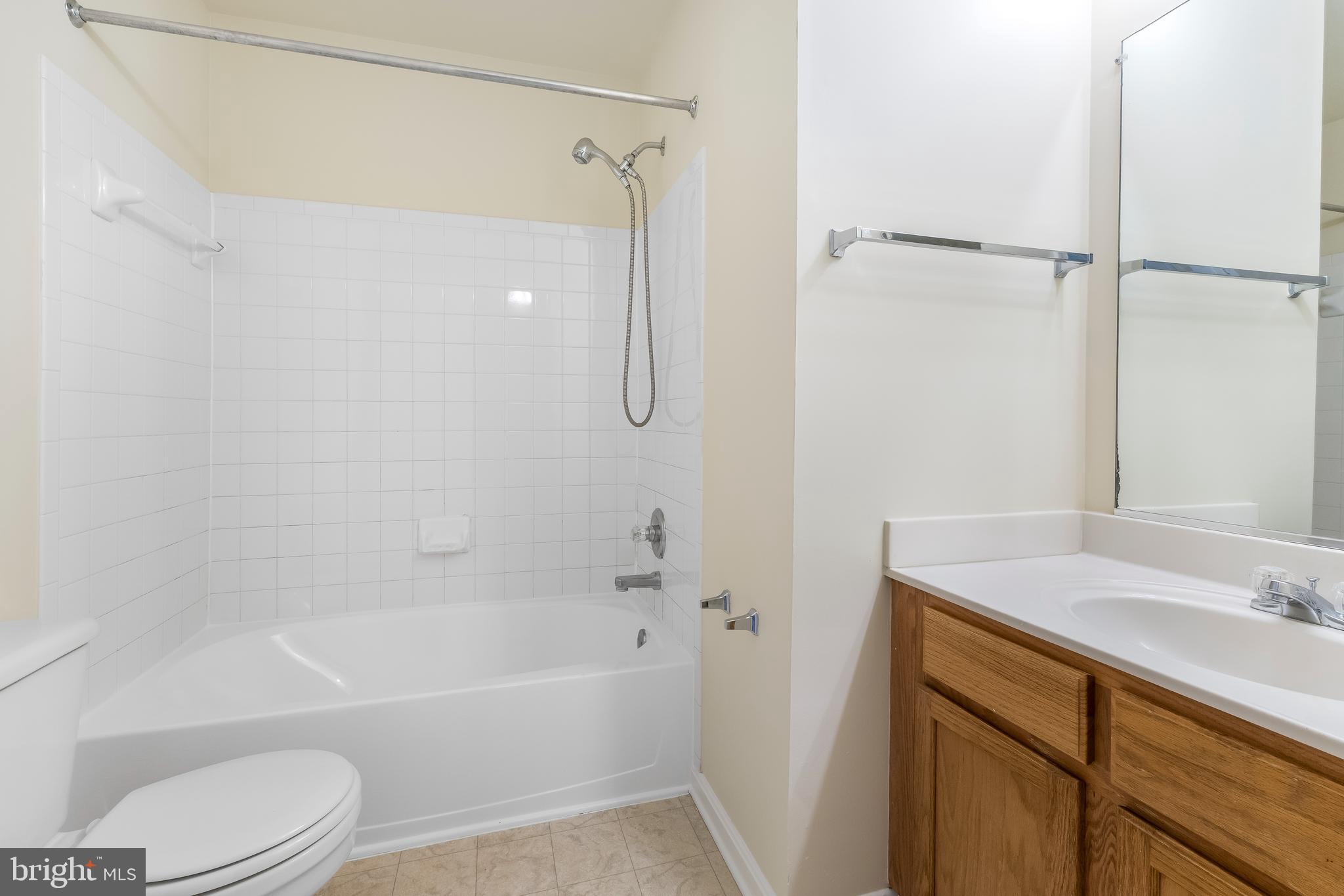 COLONY SQUARE - Residential Lease