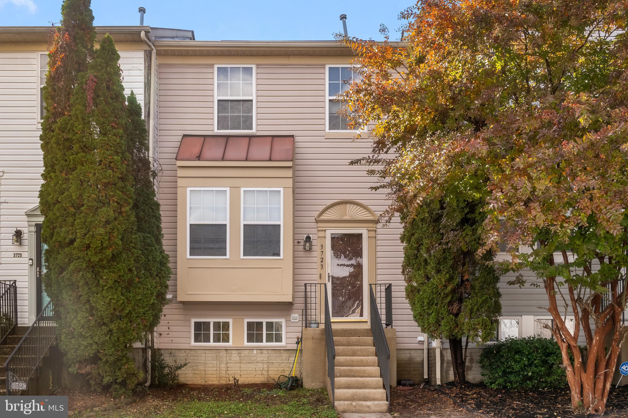 COLONY SQUARE - Residential Lease