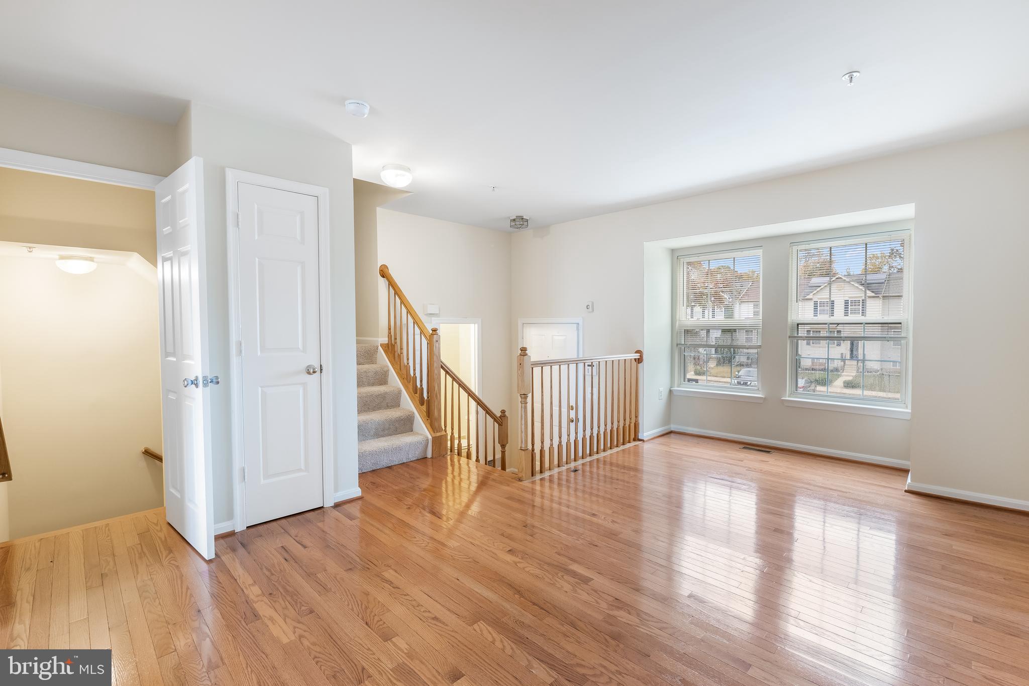 COLONY SQUARE - Residential Lease