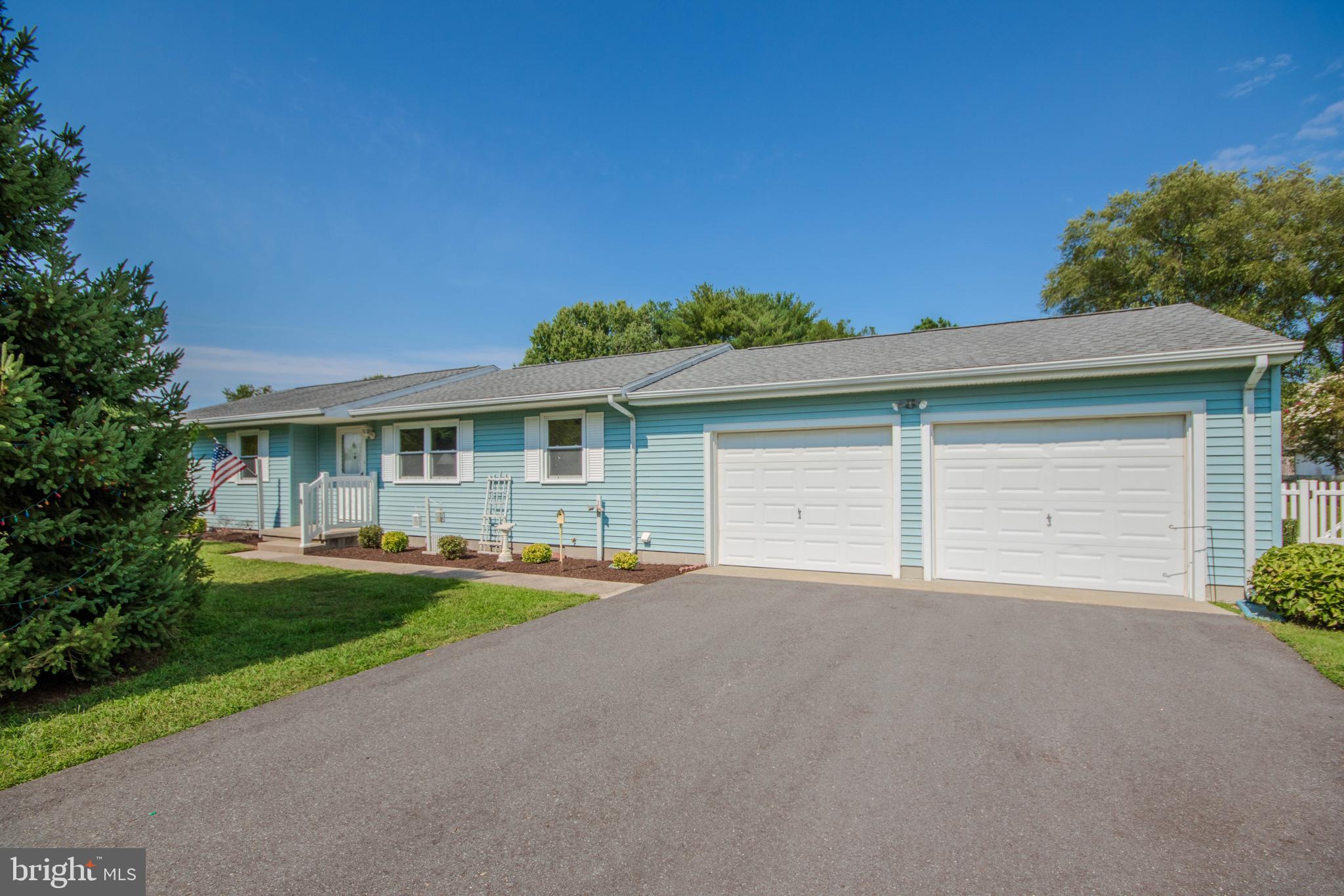 5653 ARGYLE DRIVE