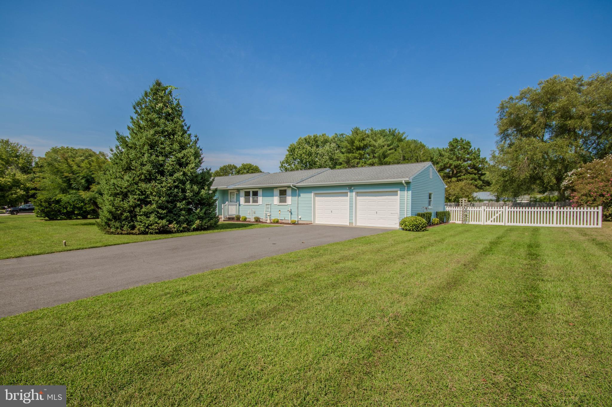 5653 ARGYLE DRIVE