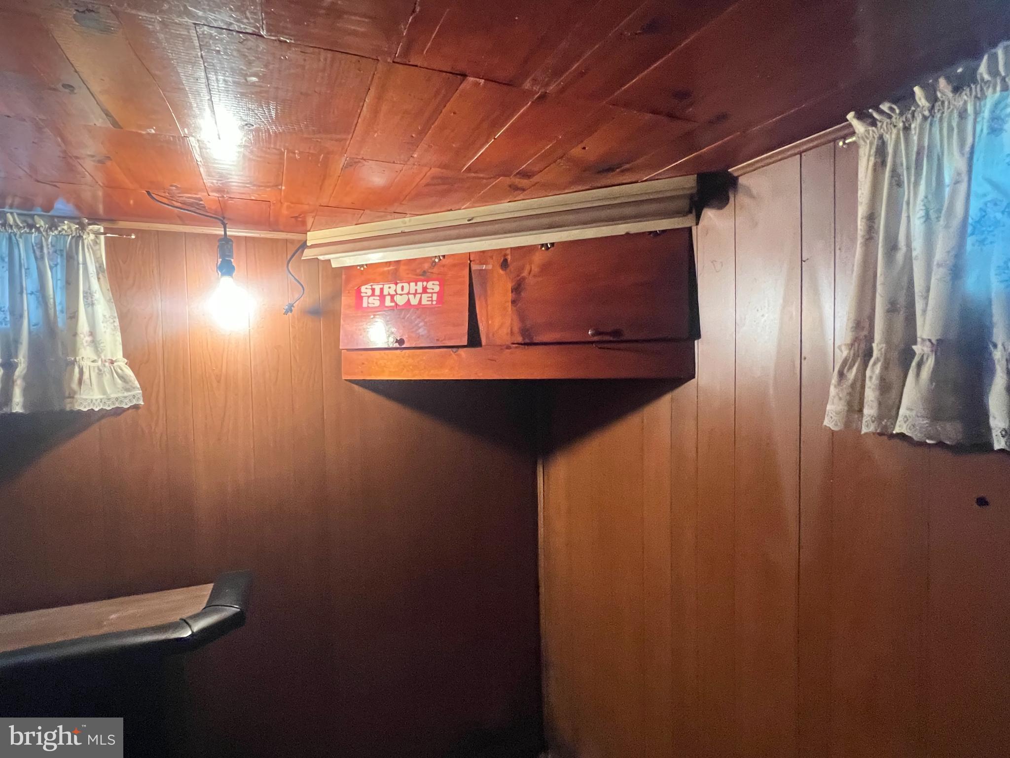 7TH WARD - Residential