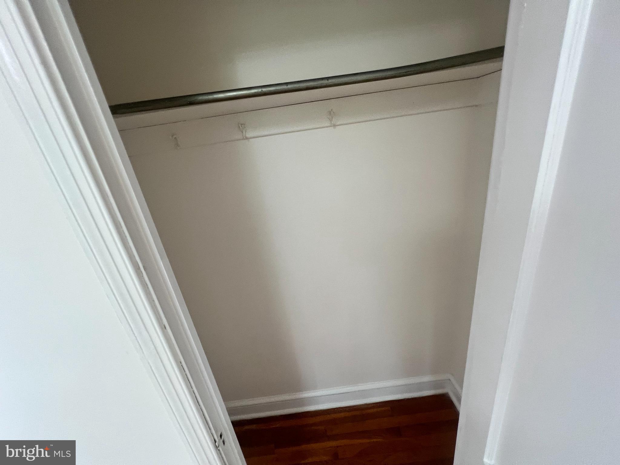 7TH WARD - Residential