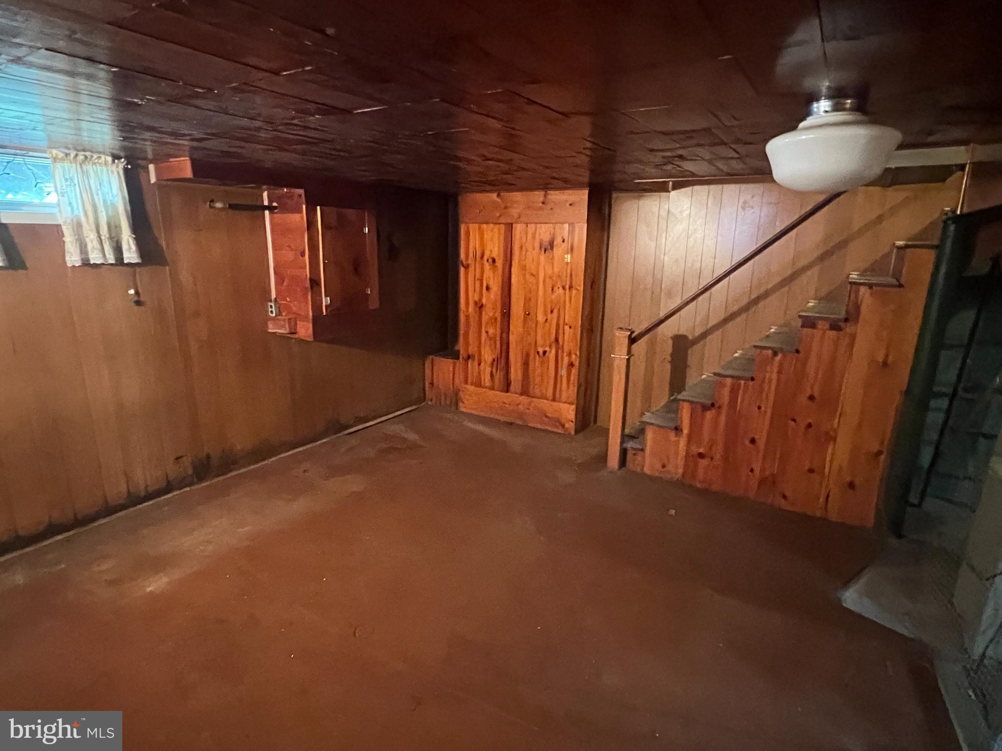 7TH WARD - Residential