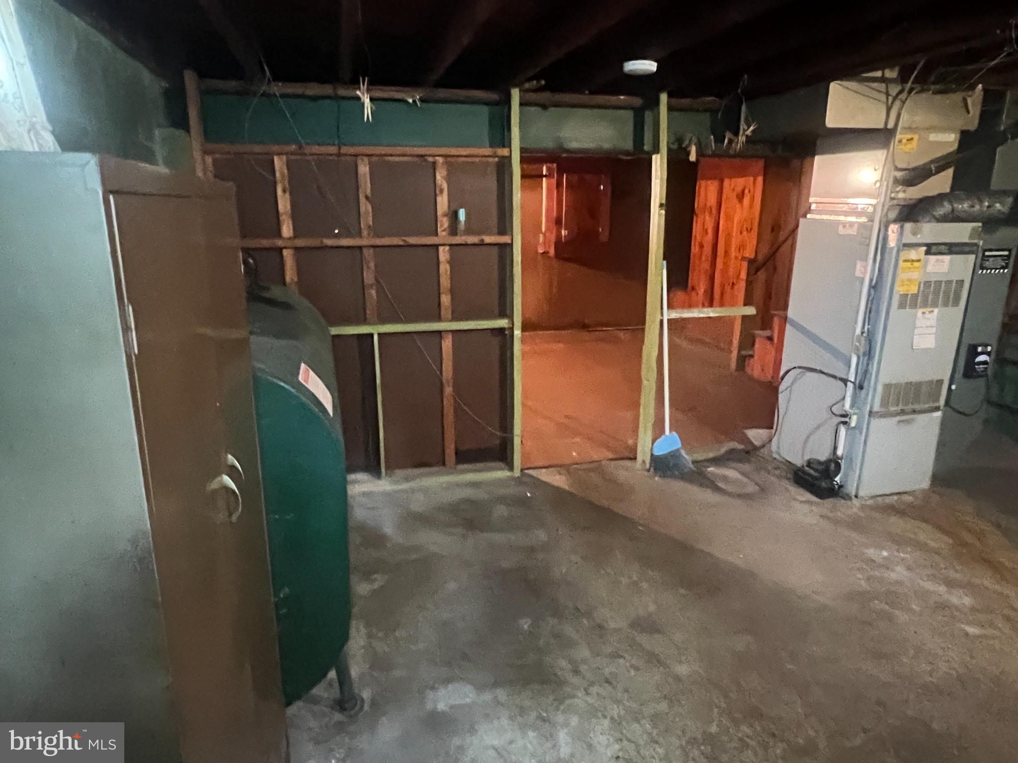 7TH WARD - Residential