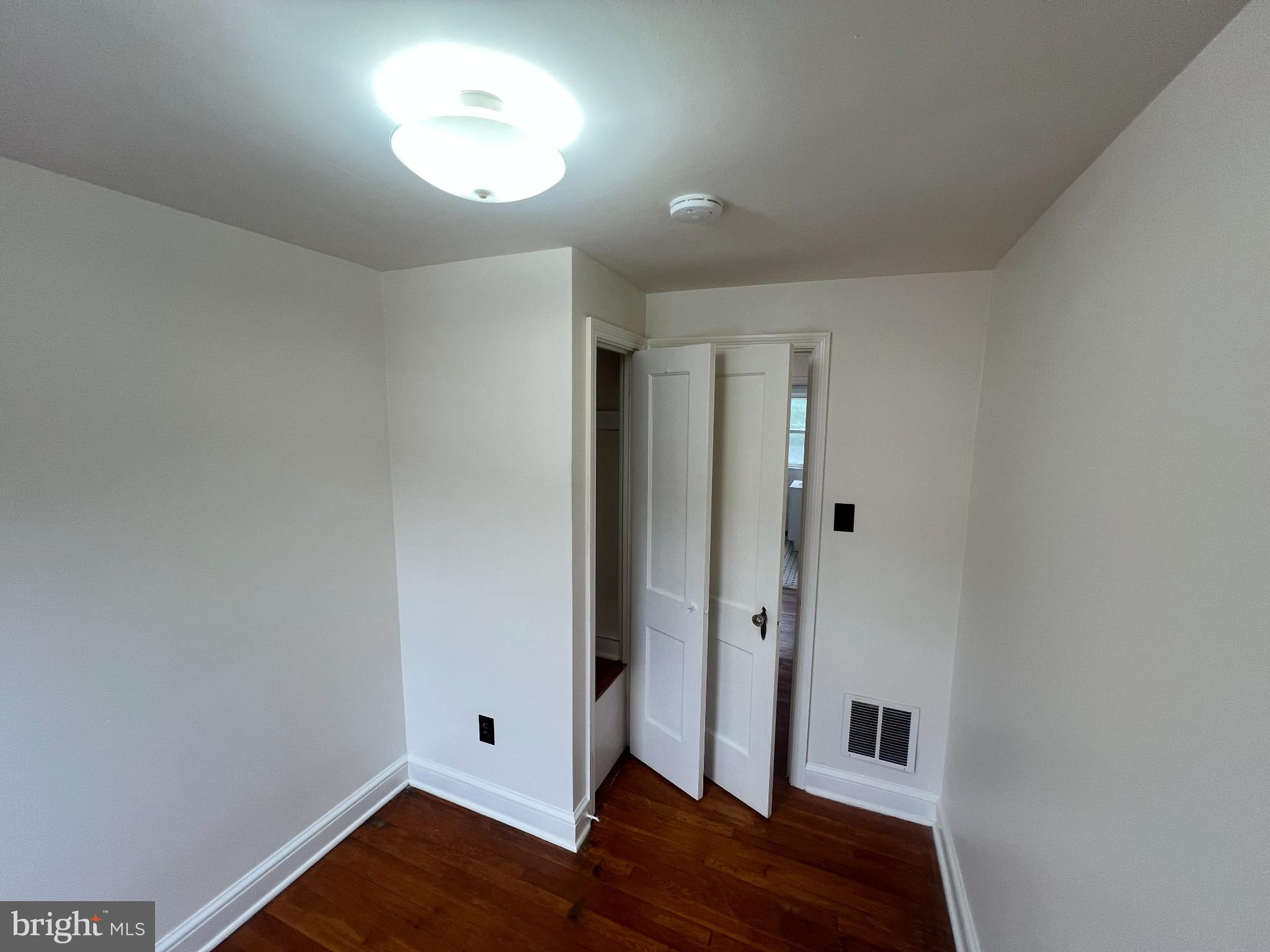 7TH WARD - Residential