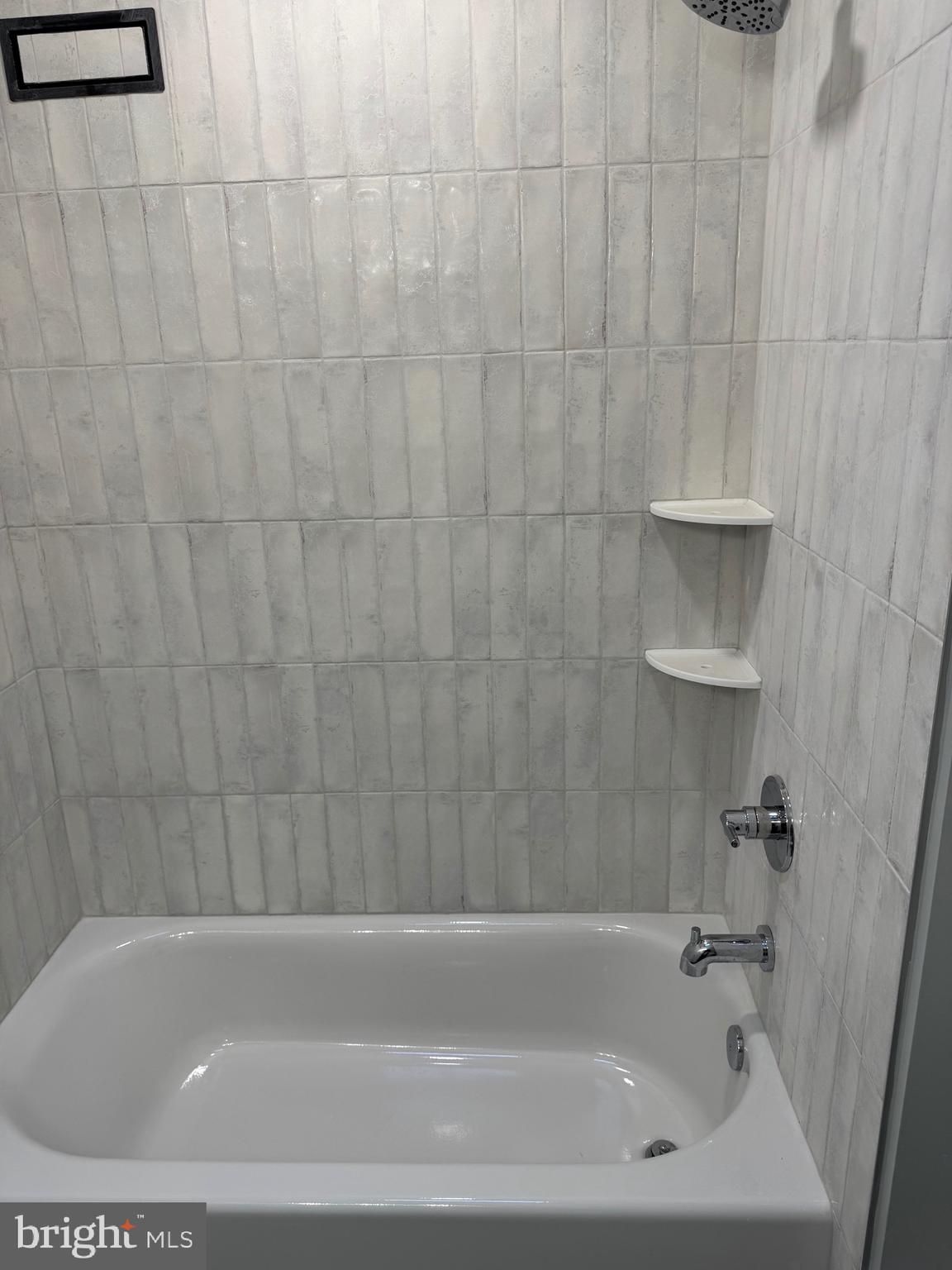 CASTOR GARDENS - Residential