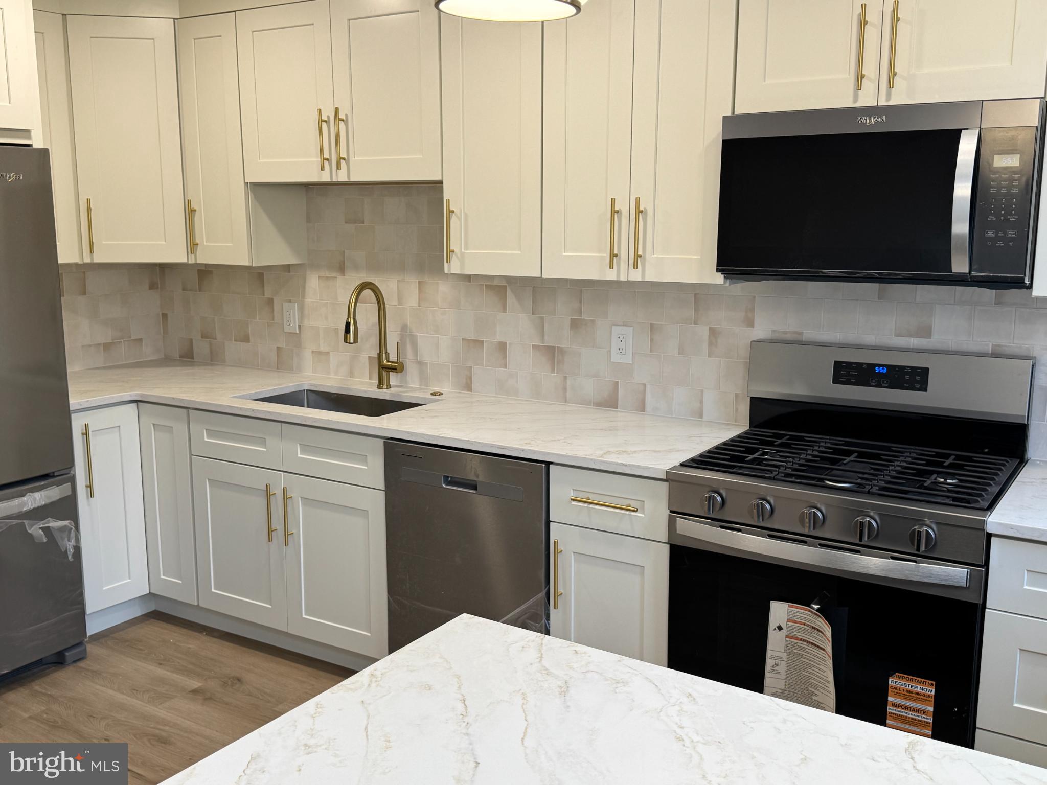 CASTOR GARDENS - Residential