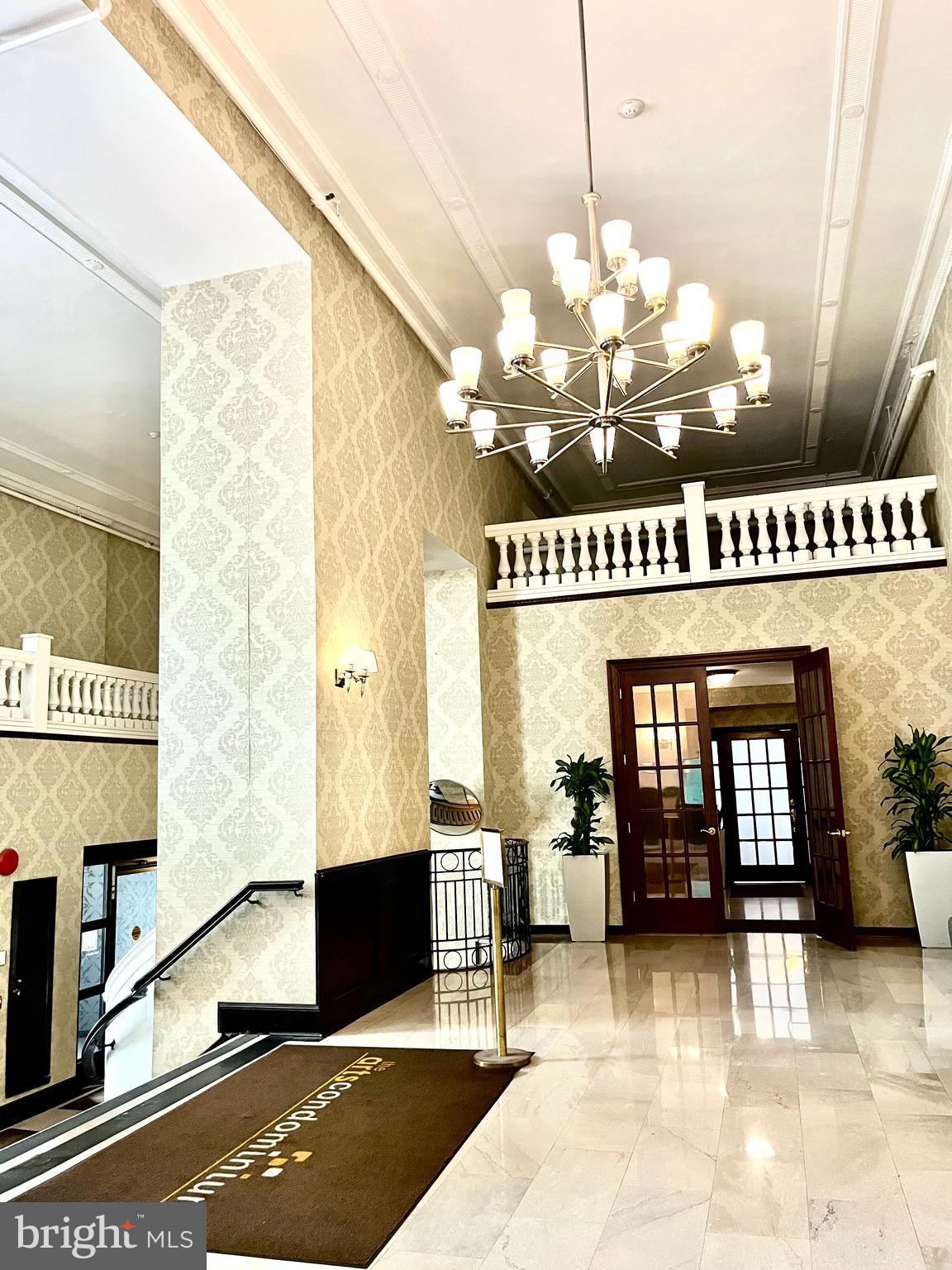 CENTER CITY - Residential