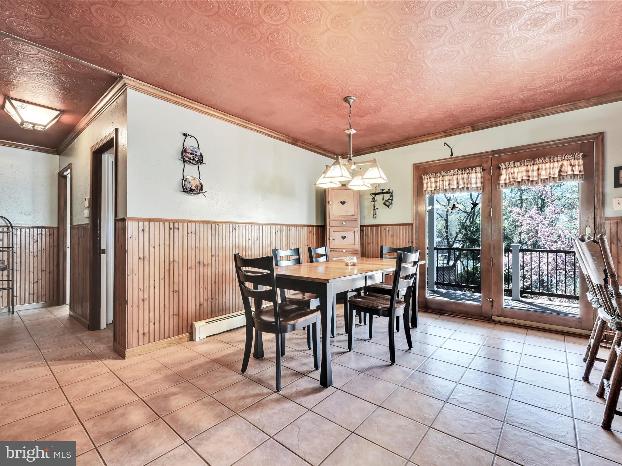 POTTSVILLE - Residential