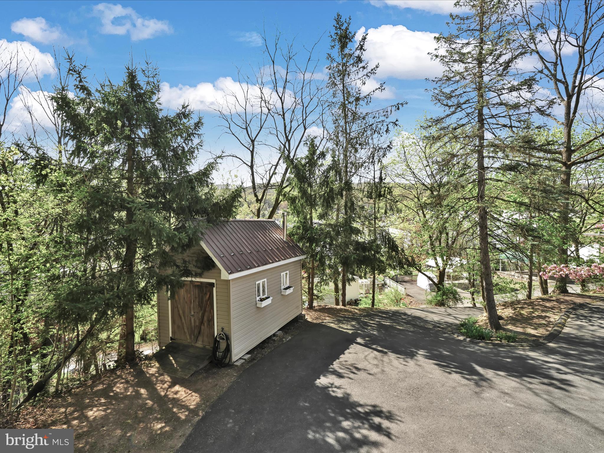 POTTSVILLE - Residential