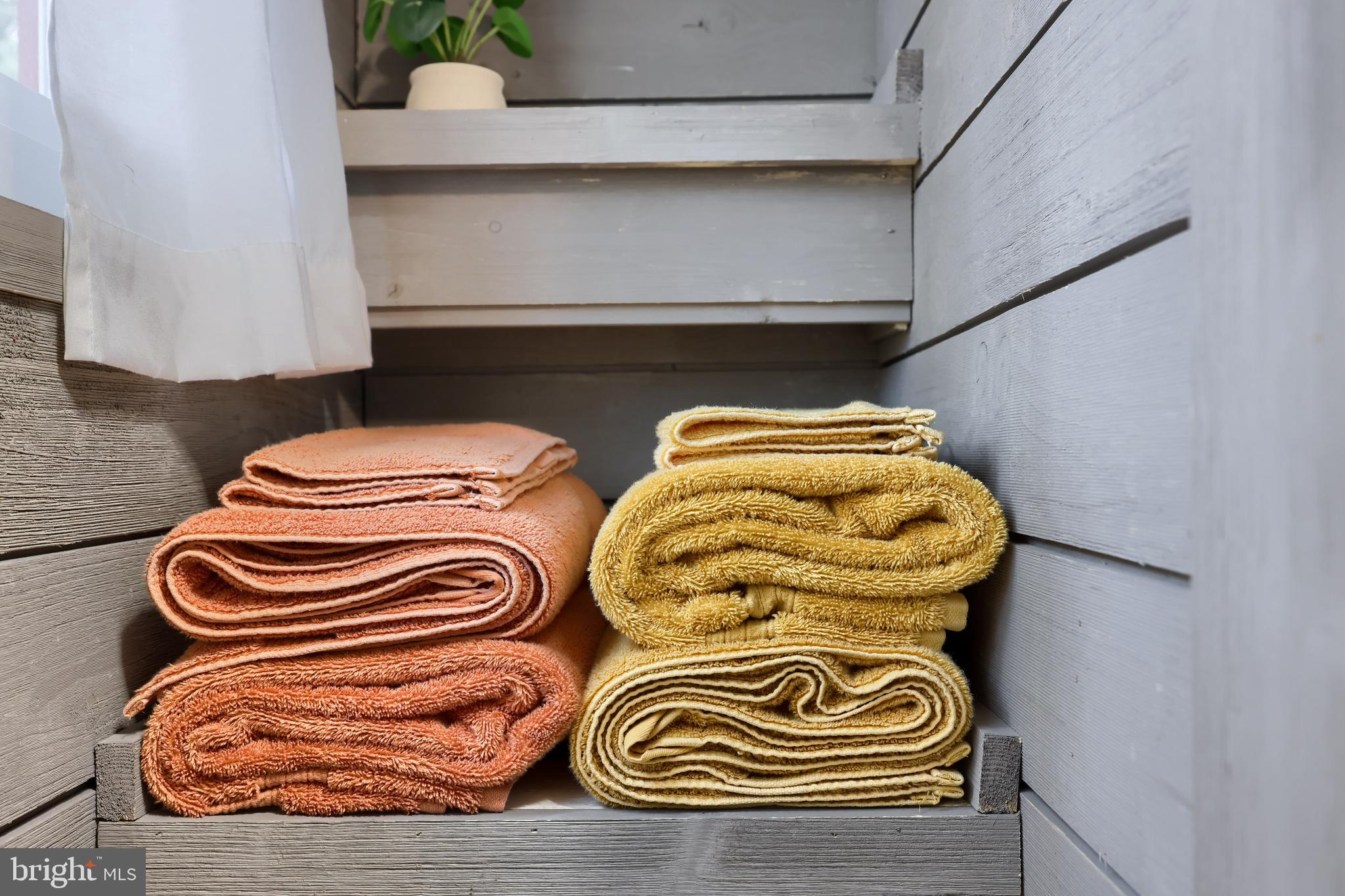 CAMP MEETING - Residential