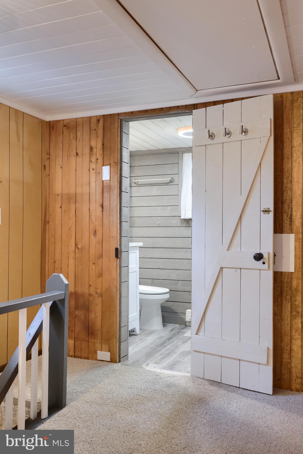 CAMP MEETING - Residential