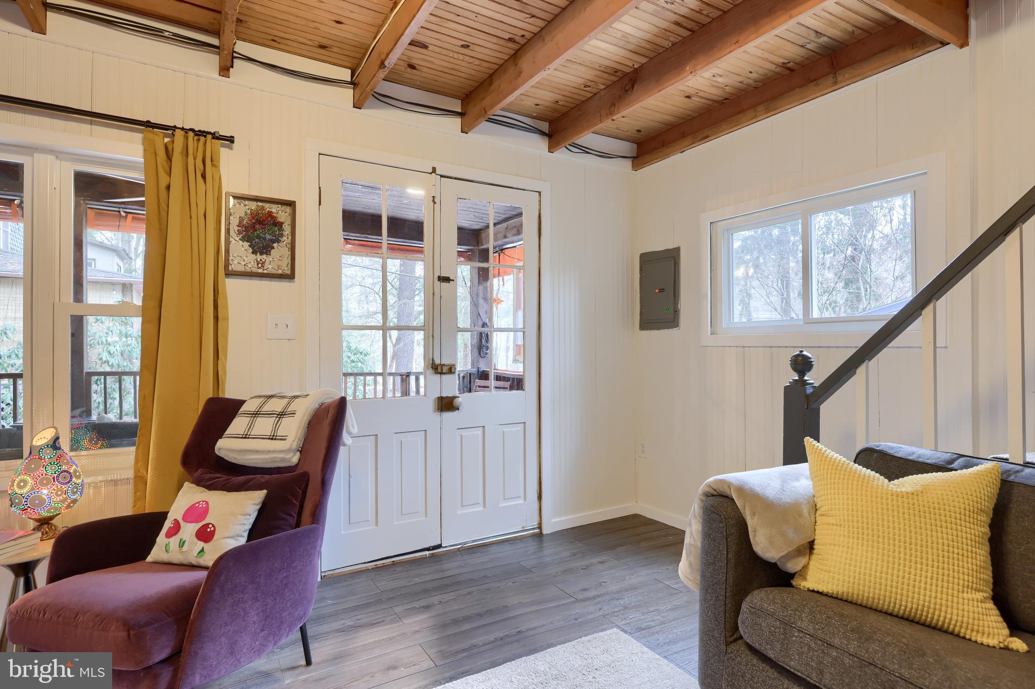 CAMP MEETING - Residential