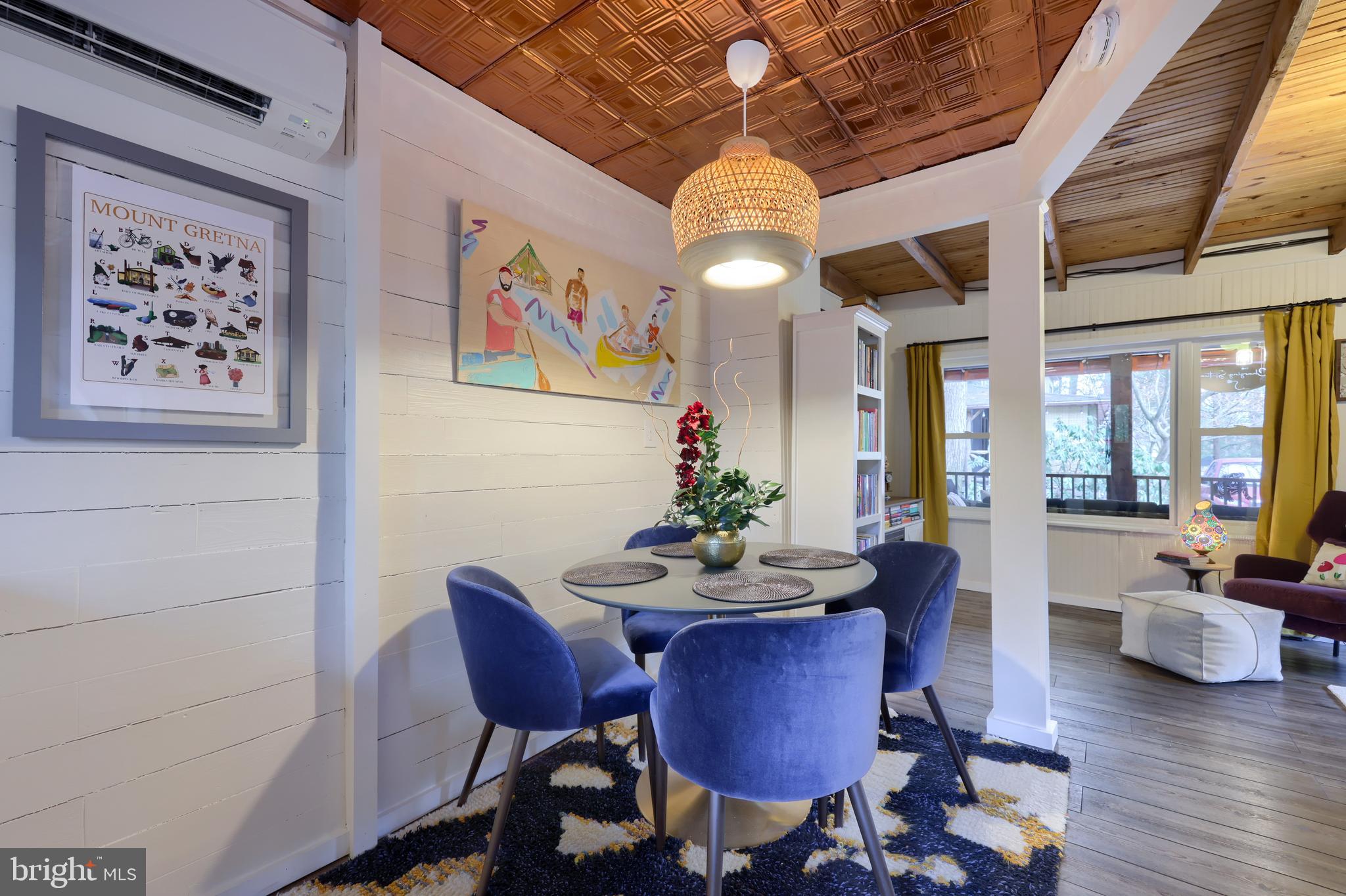 CAMP MEETING - Residential