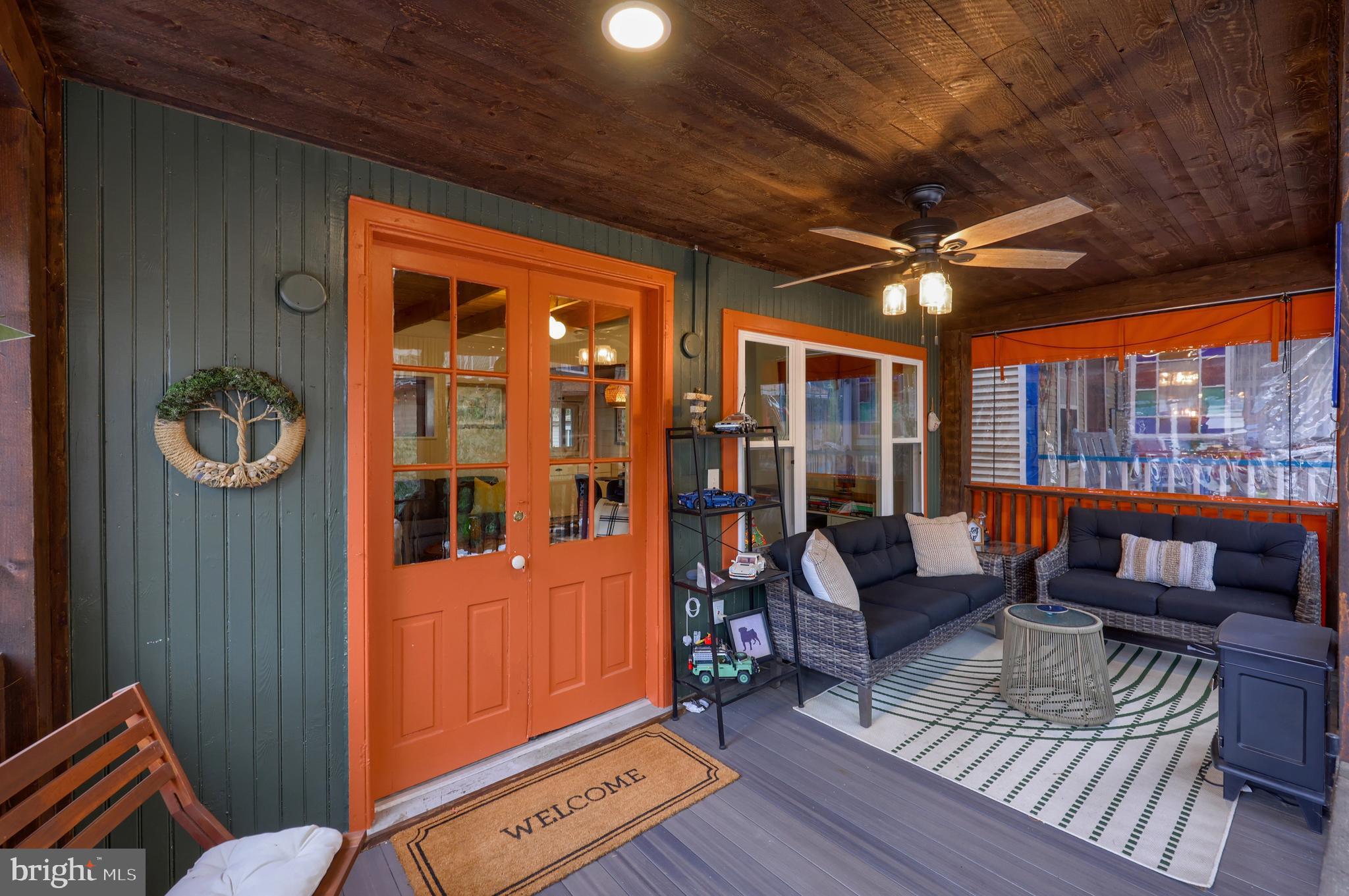 CAMP MEETING - Residential