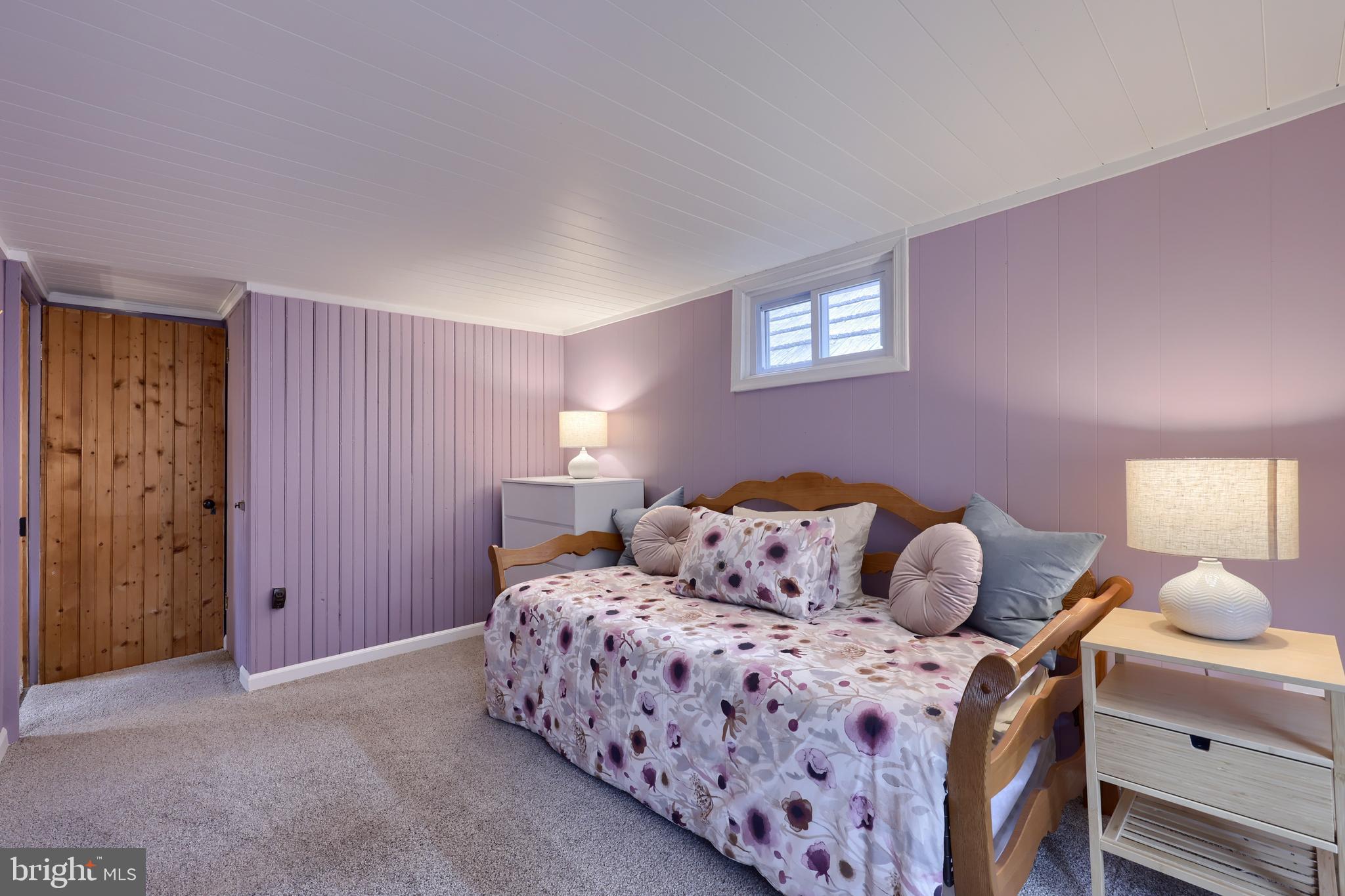 CAMP MEETING - Residential