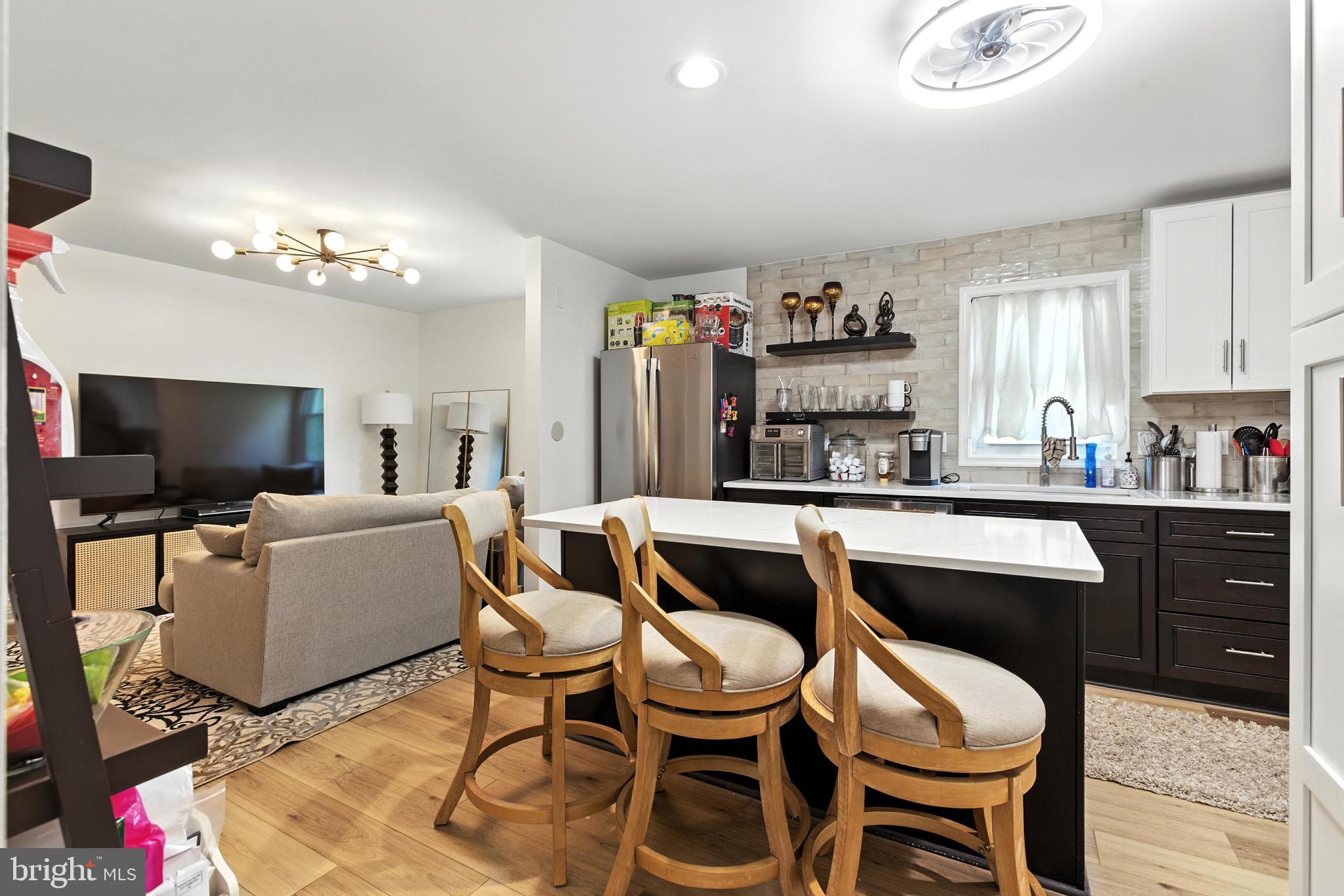 COLUMBIA PARK - Residential