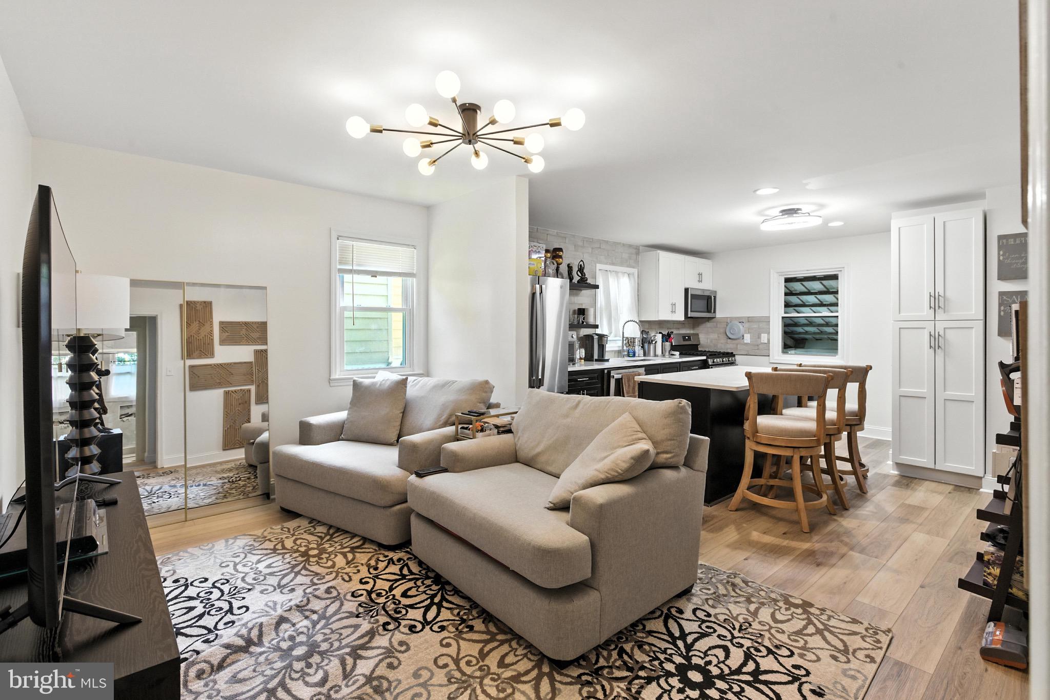 COLUMBIA PARK - Residential