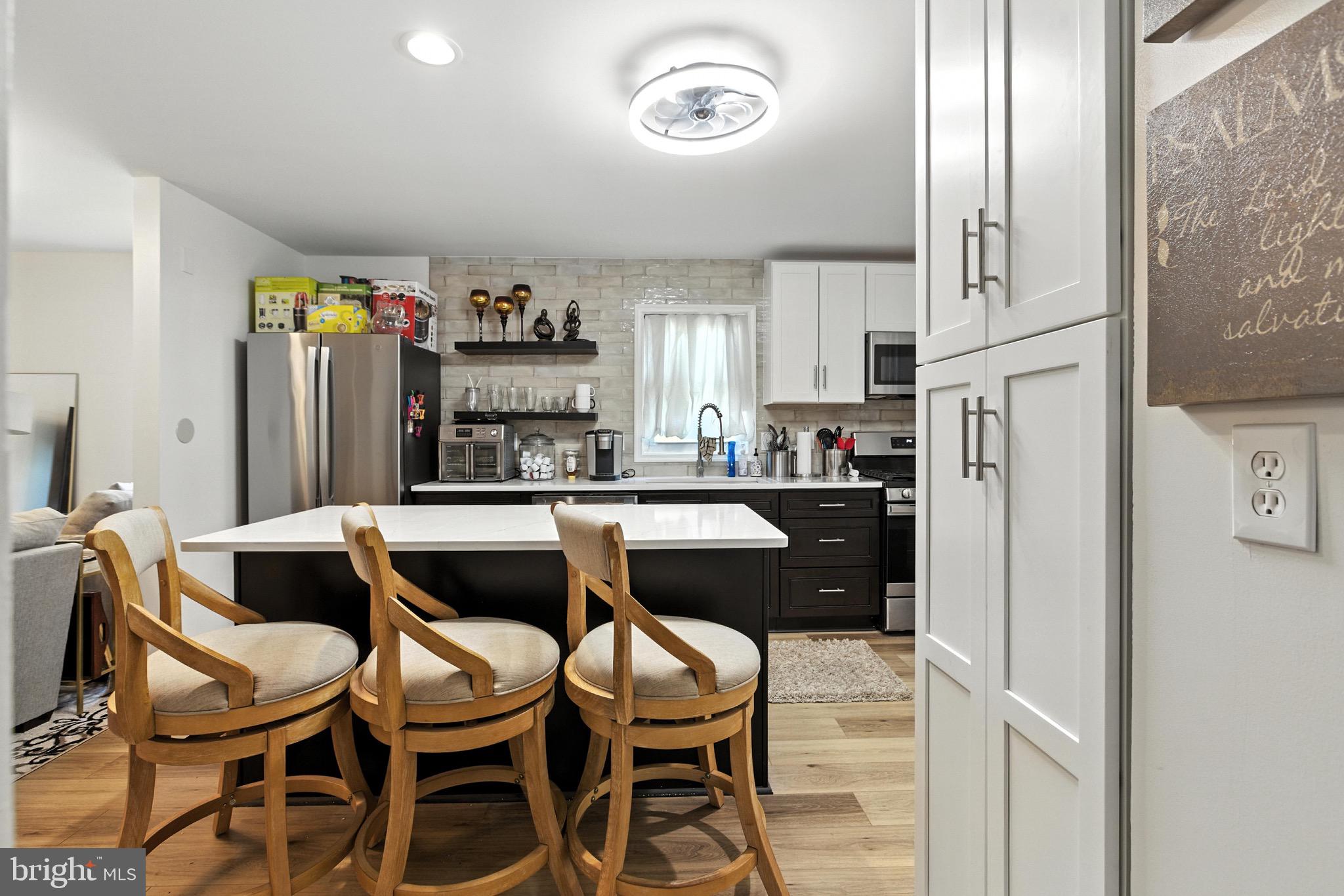 COLUMBIA PARK - Residential