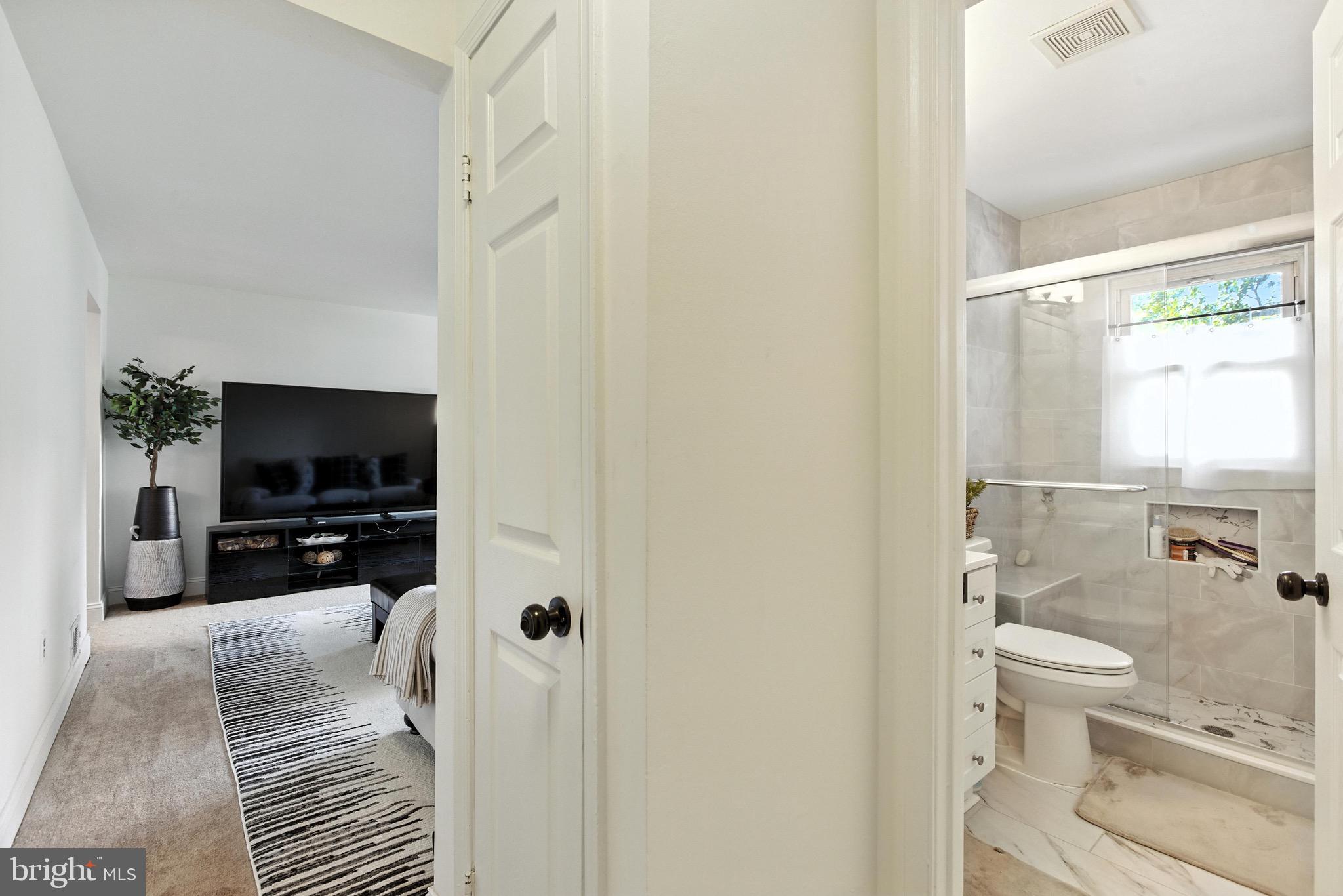 COLUMBIA PARK - Residential