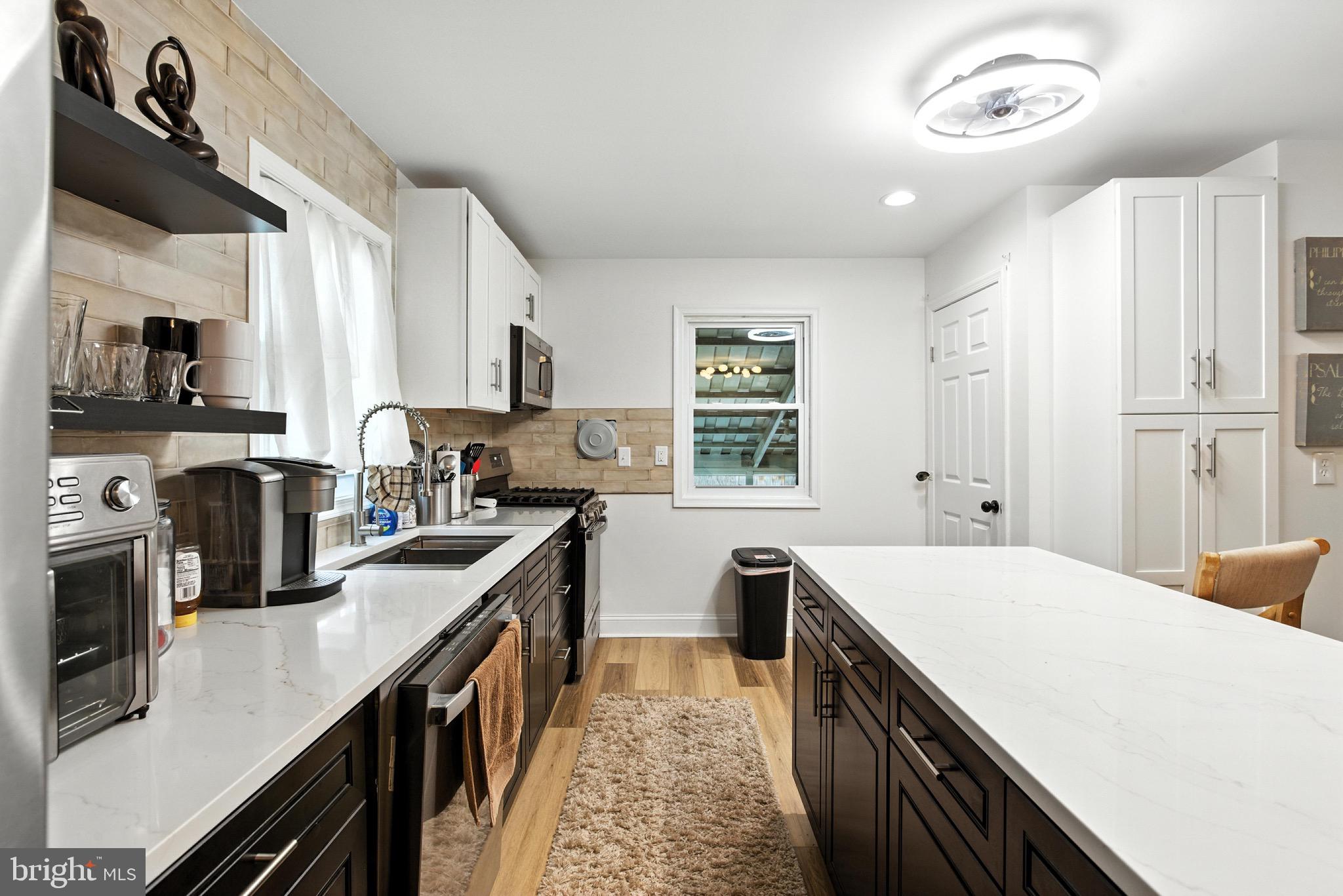 COLUMBIA PARK - Residential