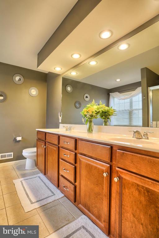 HEMPFIELD CROSSING - Residential