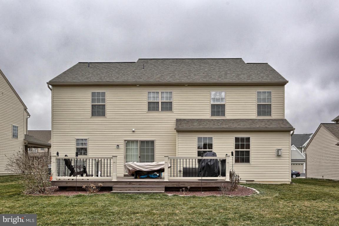 HEMPFIELD CROSSING - Residential