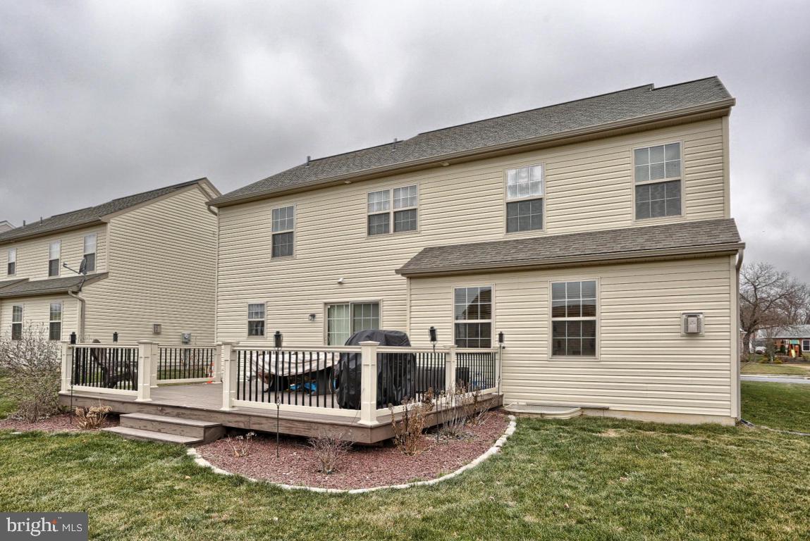 HEMPFIELD CROSSING - Residential