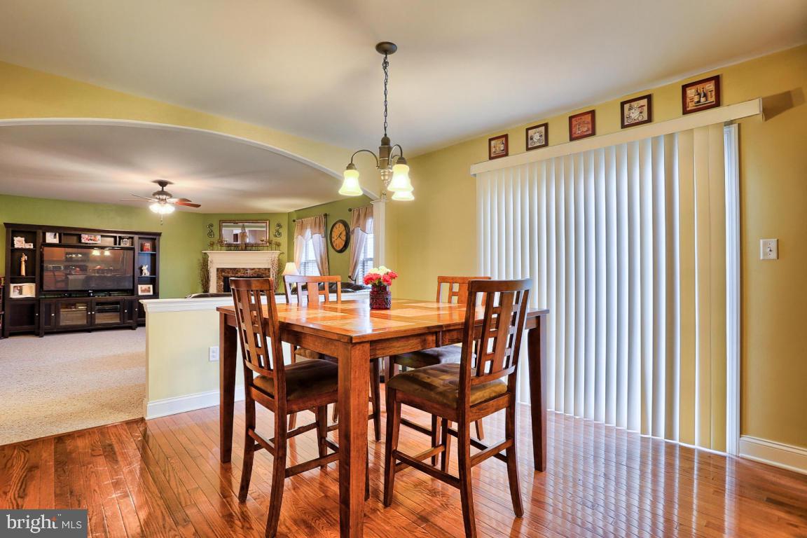 HEMPFIELD CROSSING - Residential