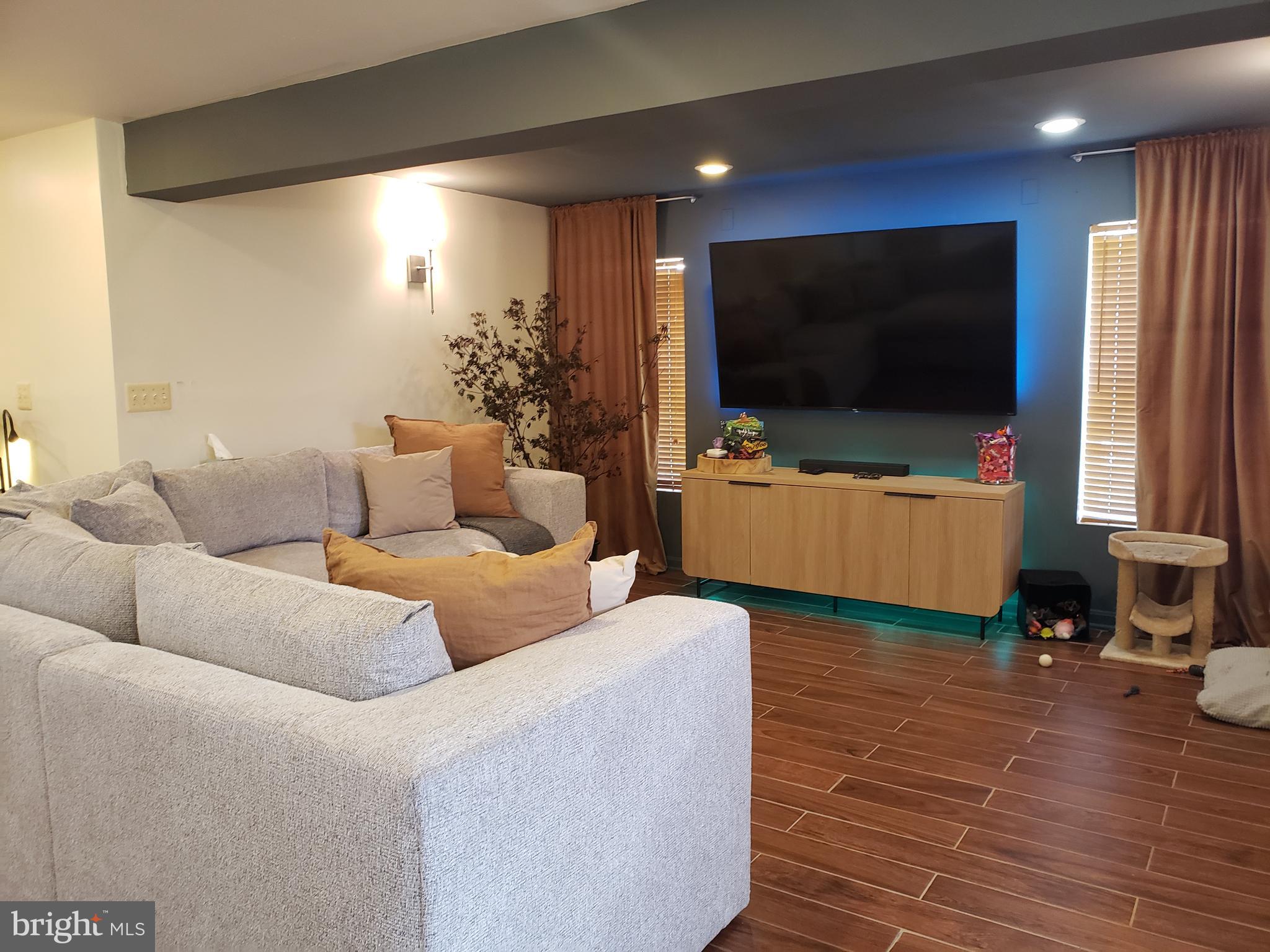 FORGE LANDING - Residential