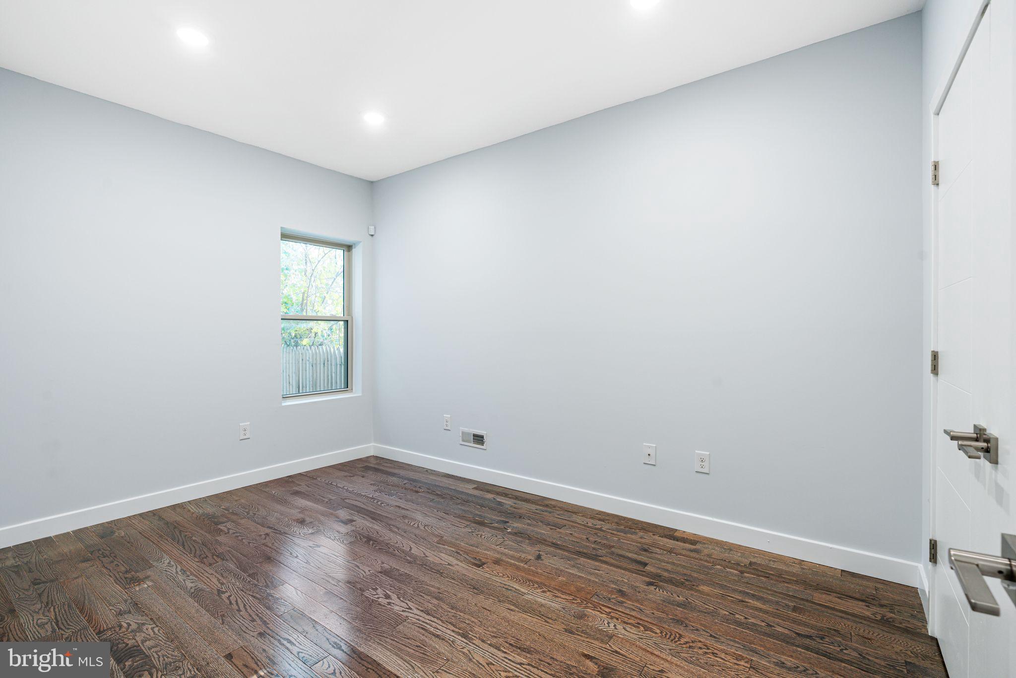 OLDE KENSINGTON - Residential Income