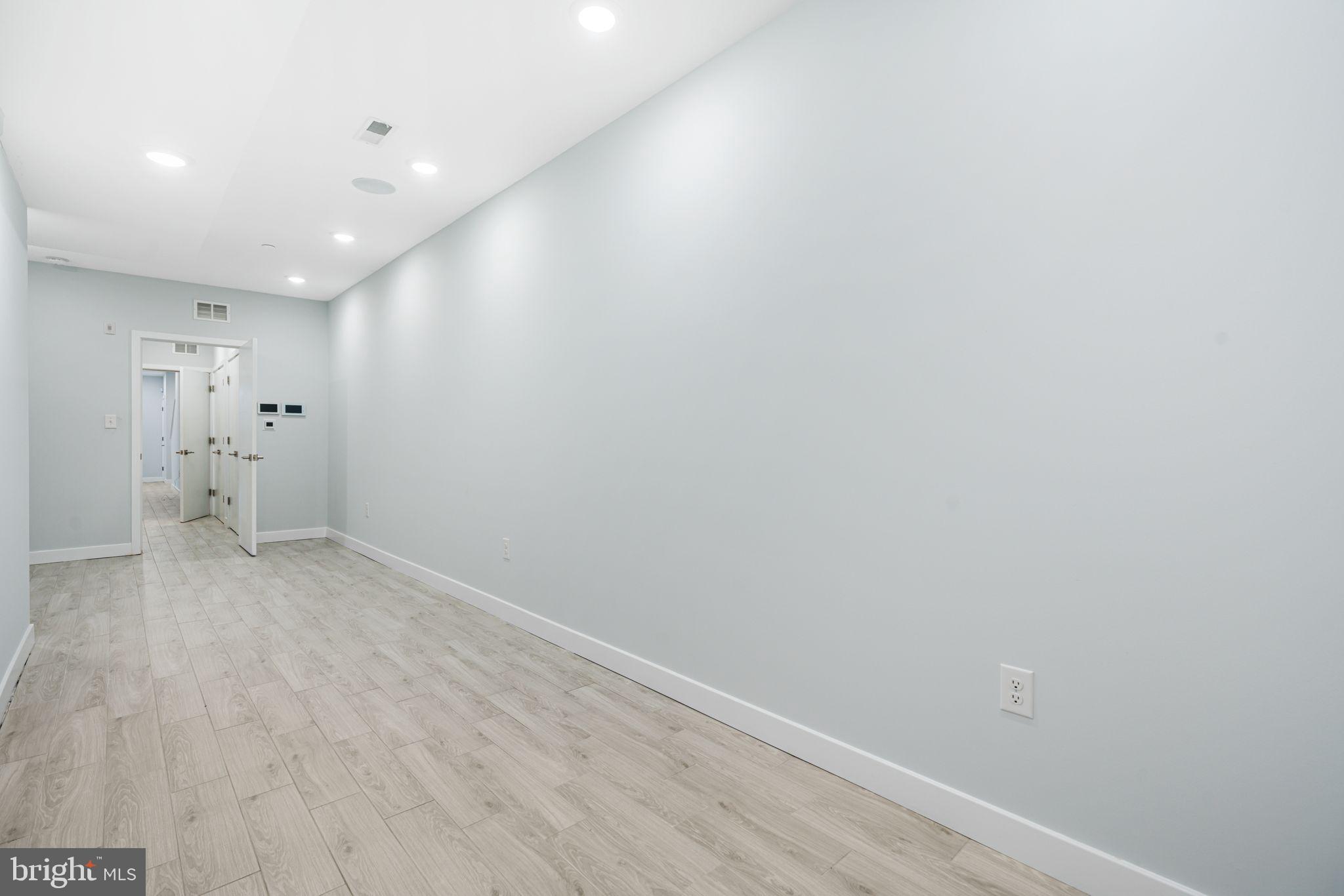 OLDE KENSINGTON - Residential Income