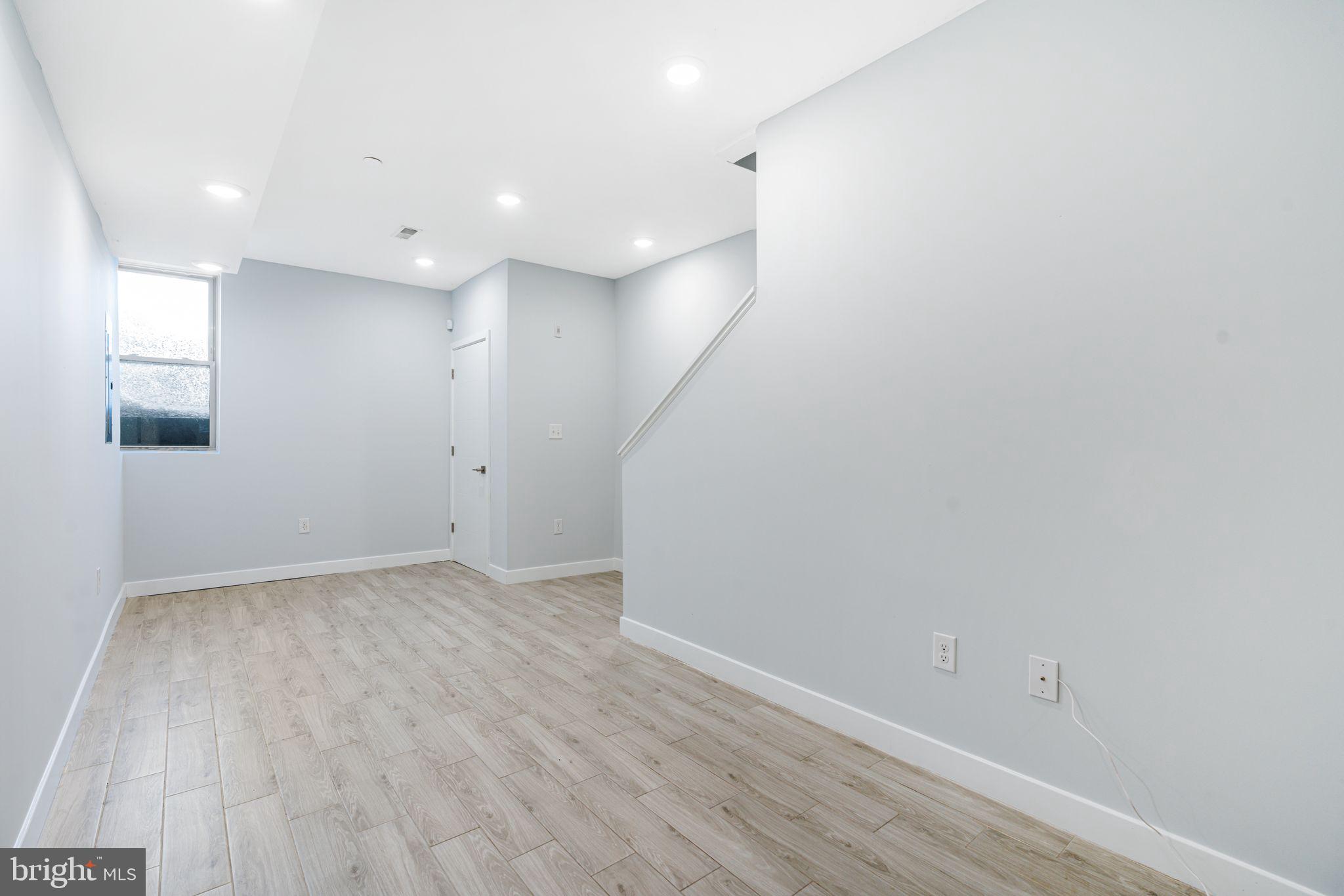 OLDE KENSINGTON - Residential Income