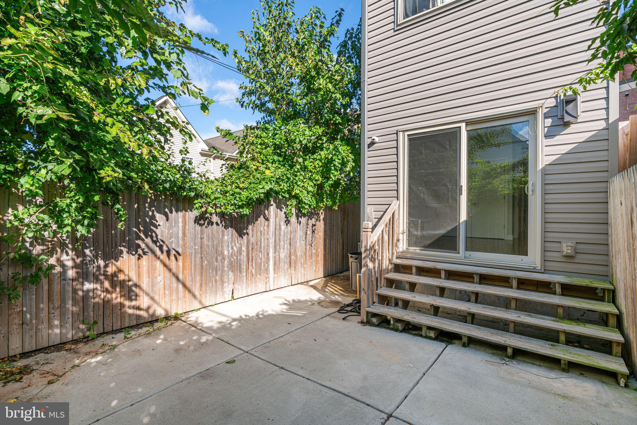 OLDE KENSINGTON - Residential Income