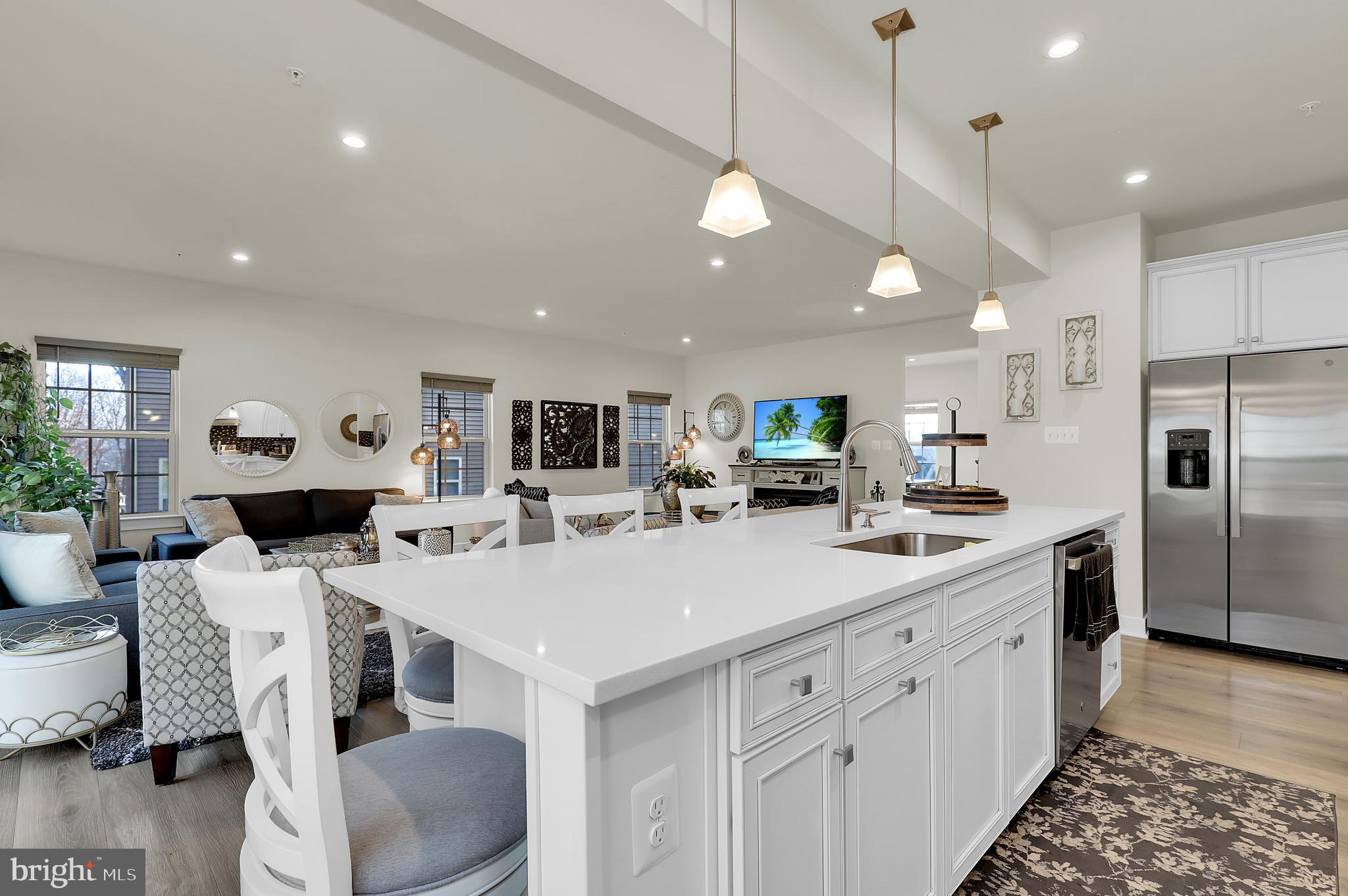 LAKE LINGANORE - Residential