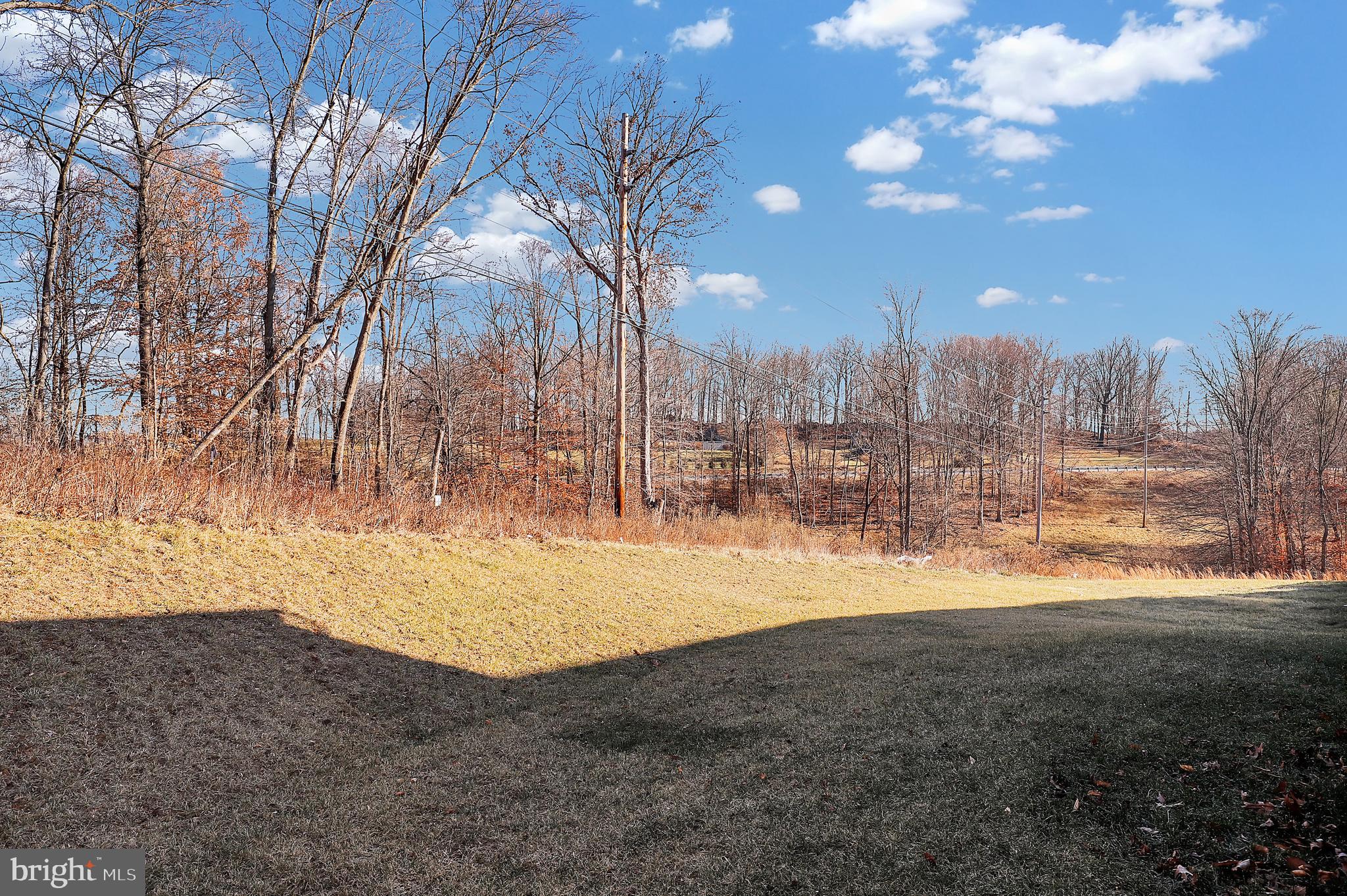 LAKE LINGANORE - Residential