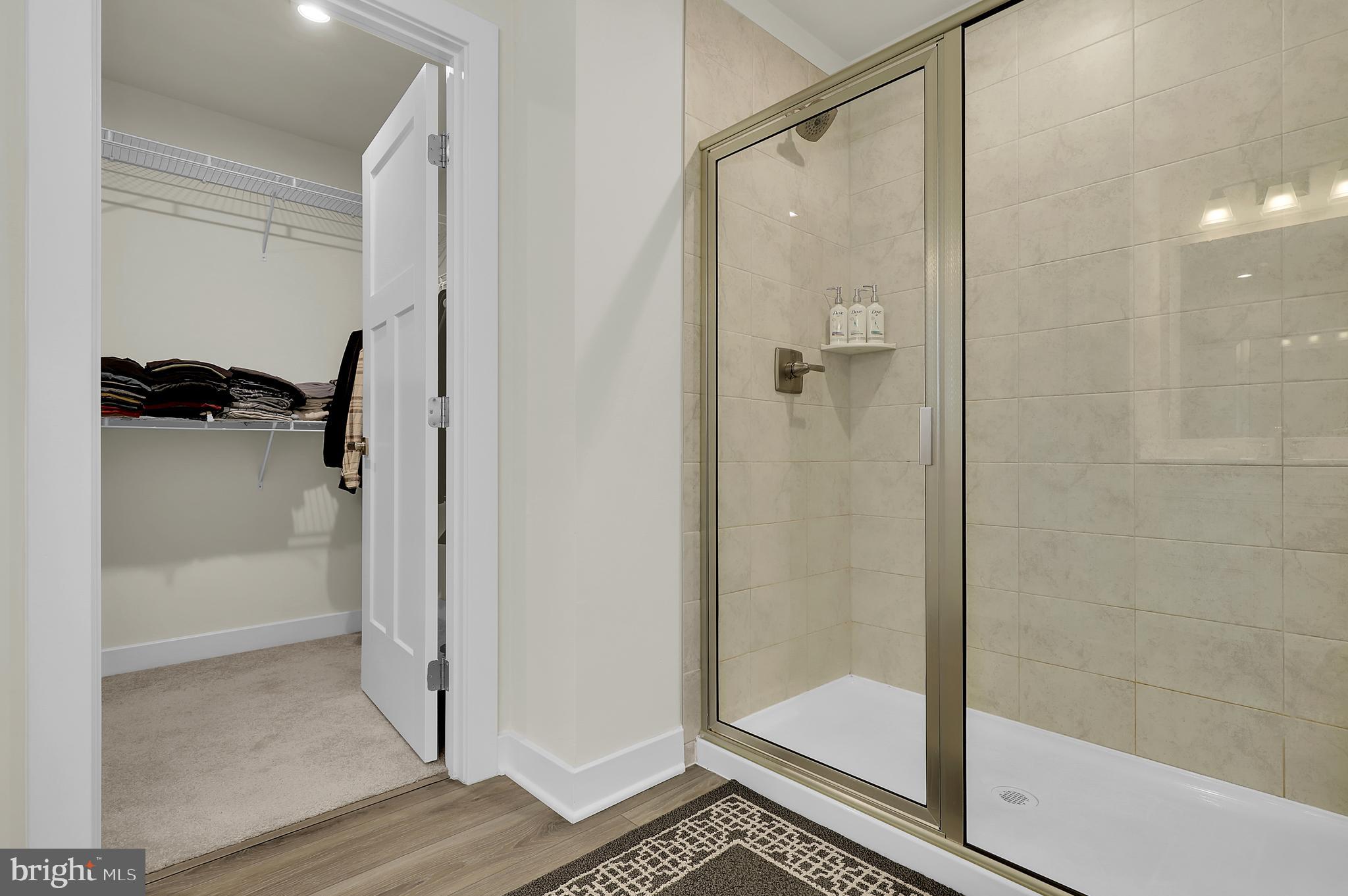 LAKE LINGANORE - Residential