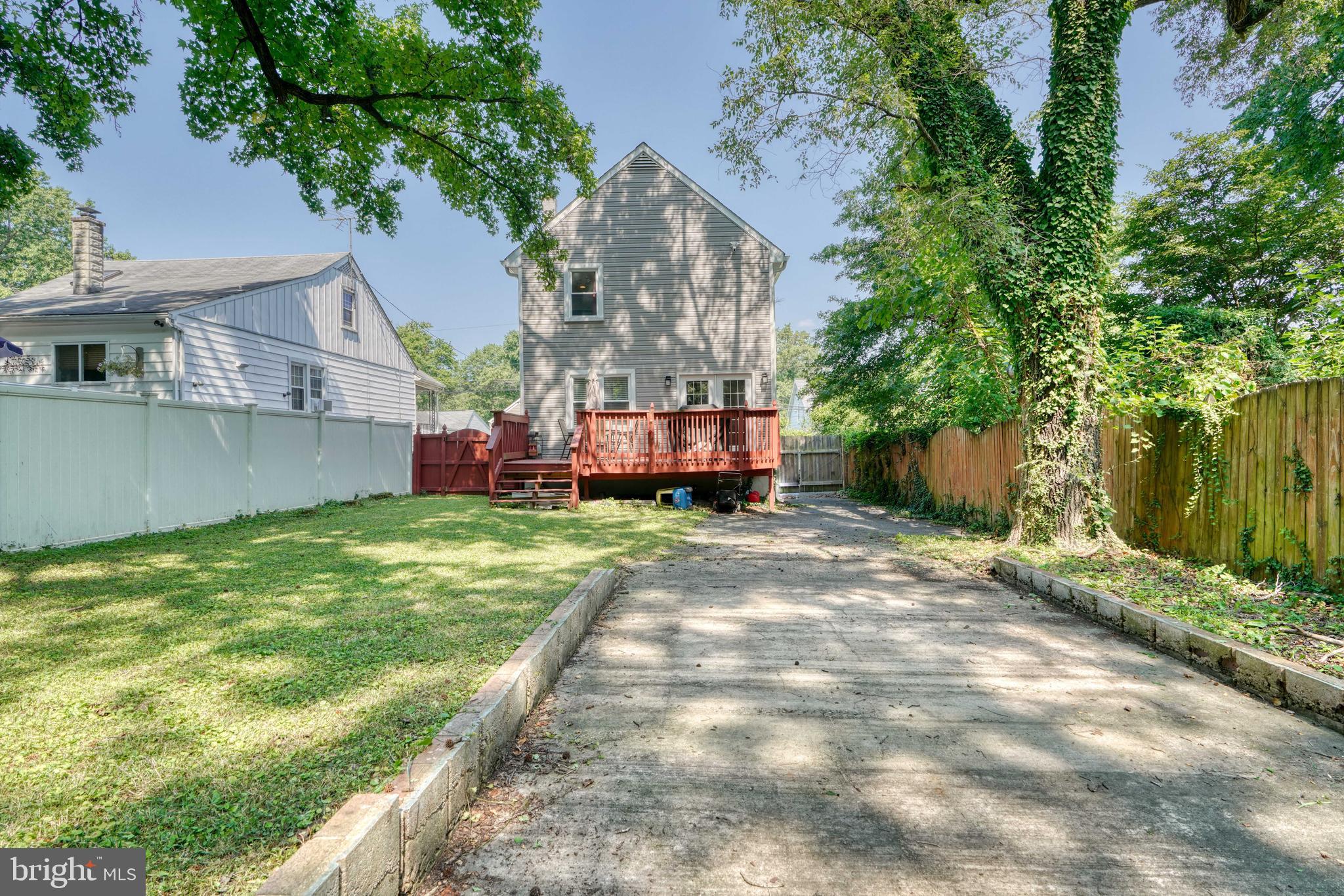 TAYLOR HEIGHTS - Residential