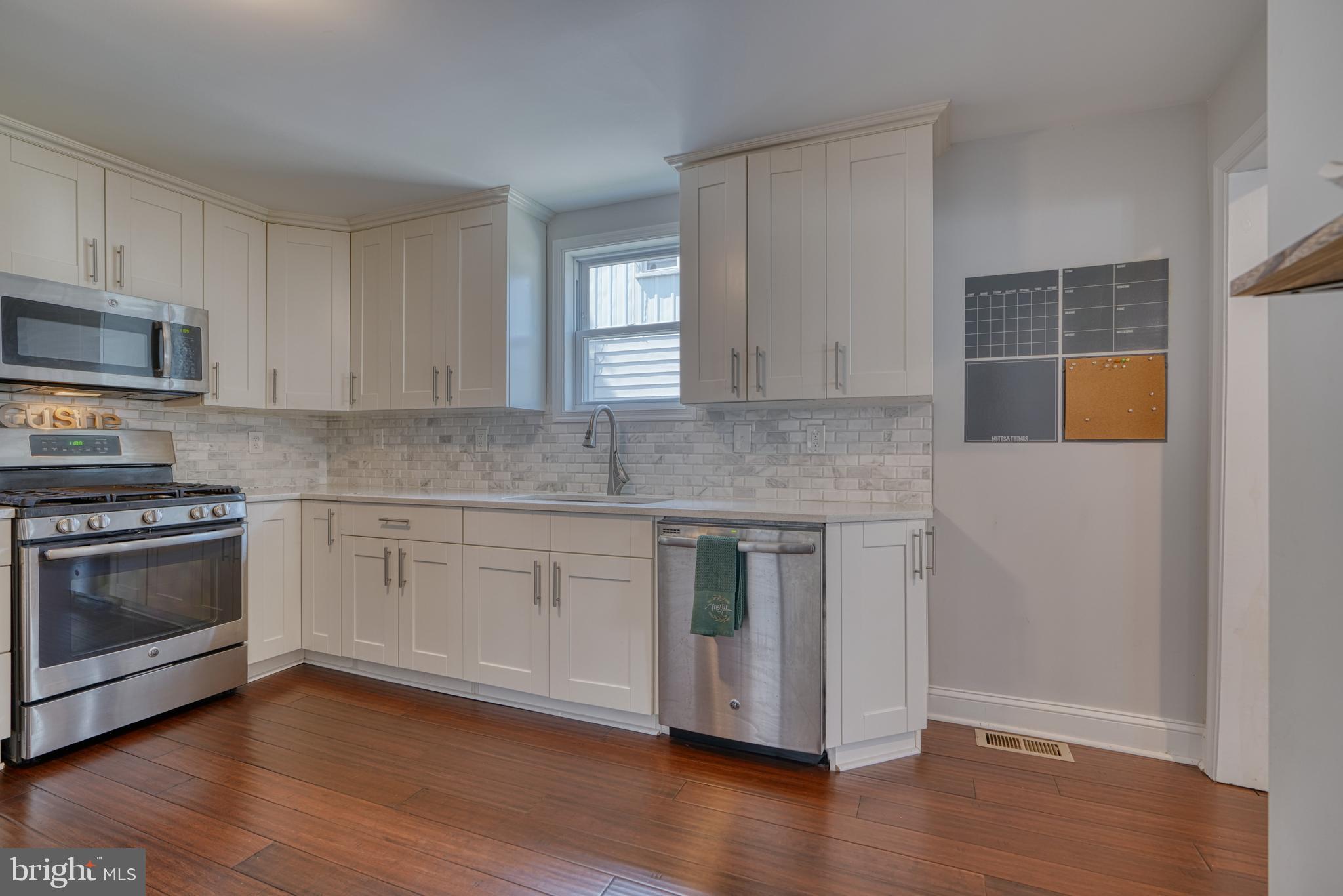 TAYLOR HEIGHTS - Residential