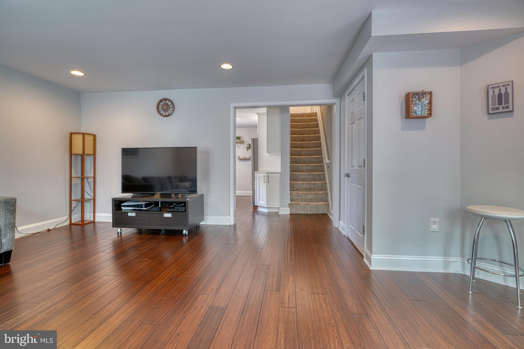 TAYLOR HEIGHTS - Residential