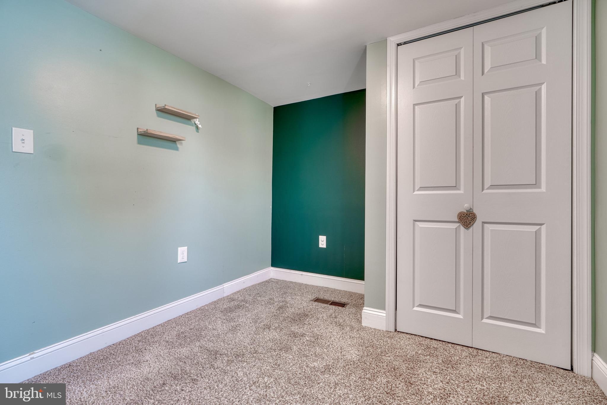 TAYLOR HEIGHTS - Residential