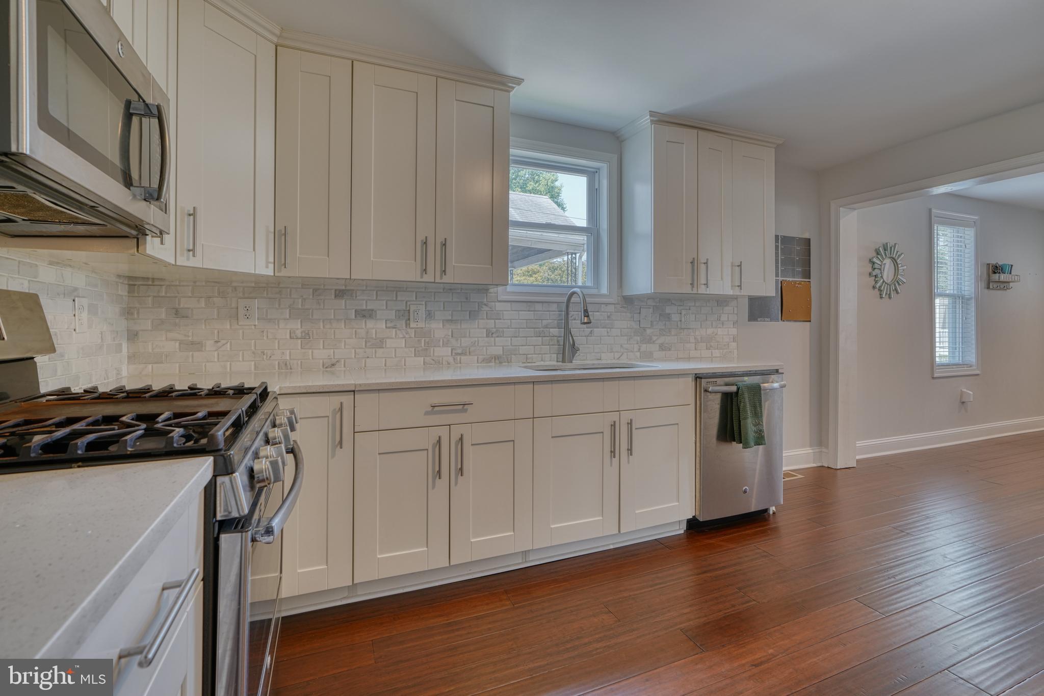 TAYLOR HEIGHTS - Residential