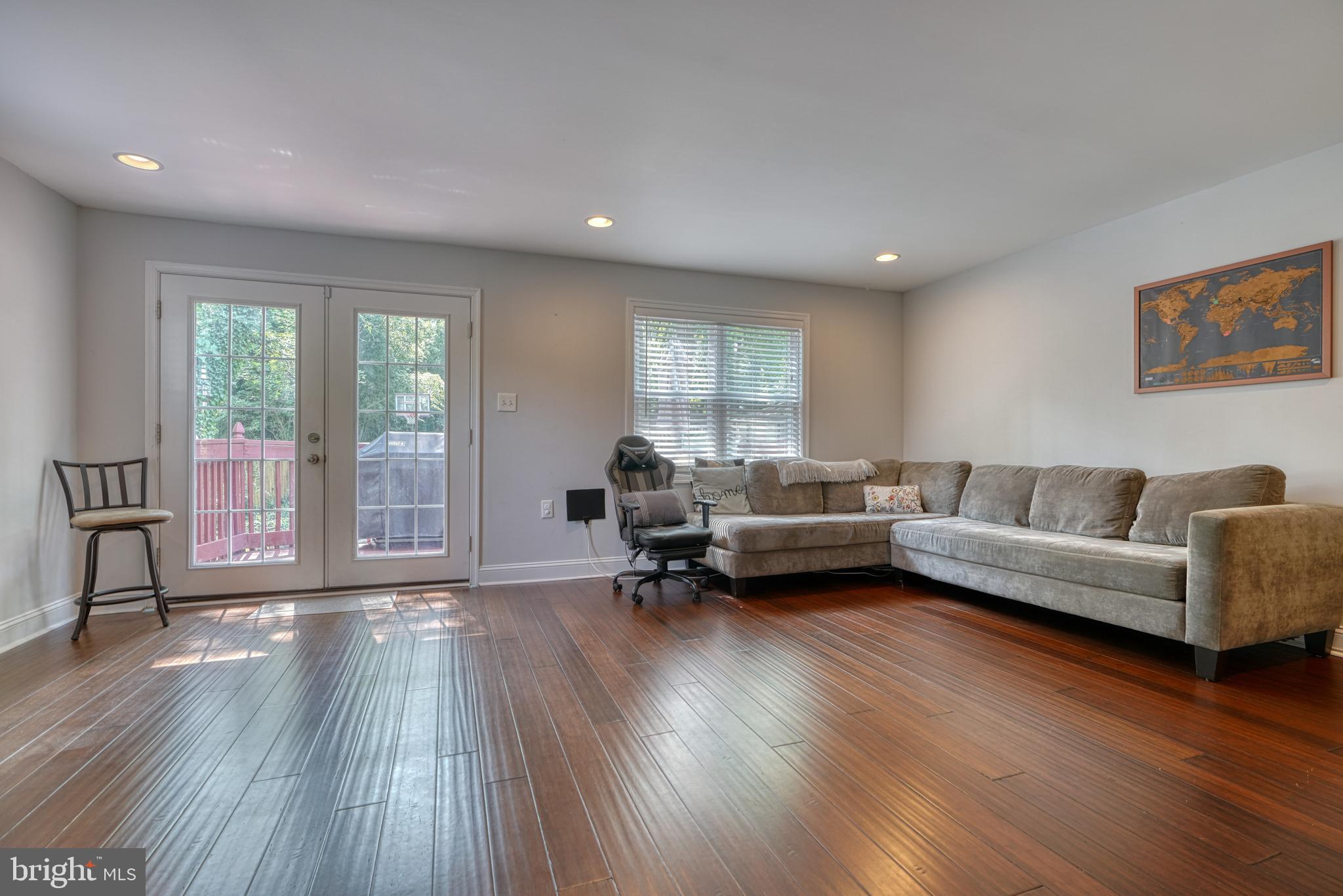 TAYLOR HEIGHTS - Residential