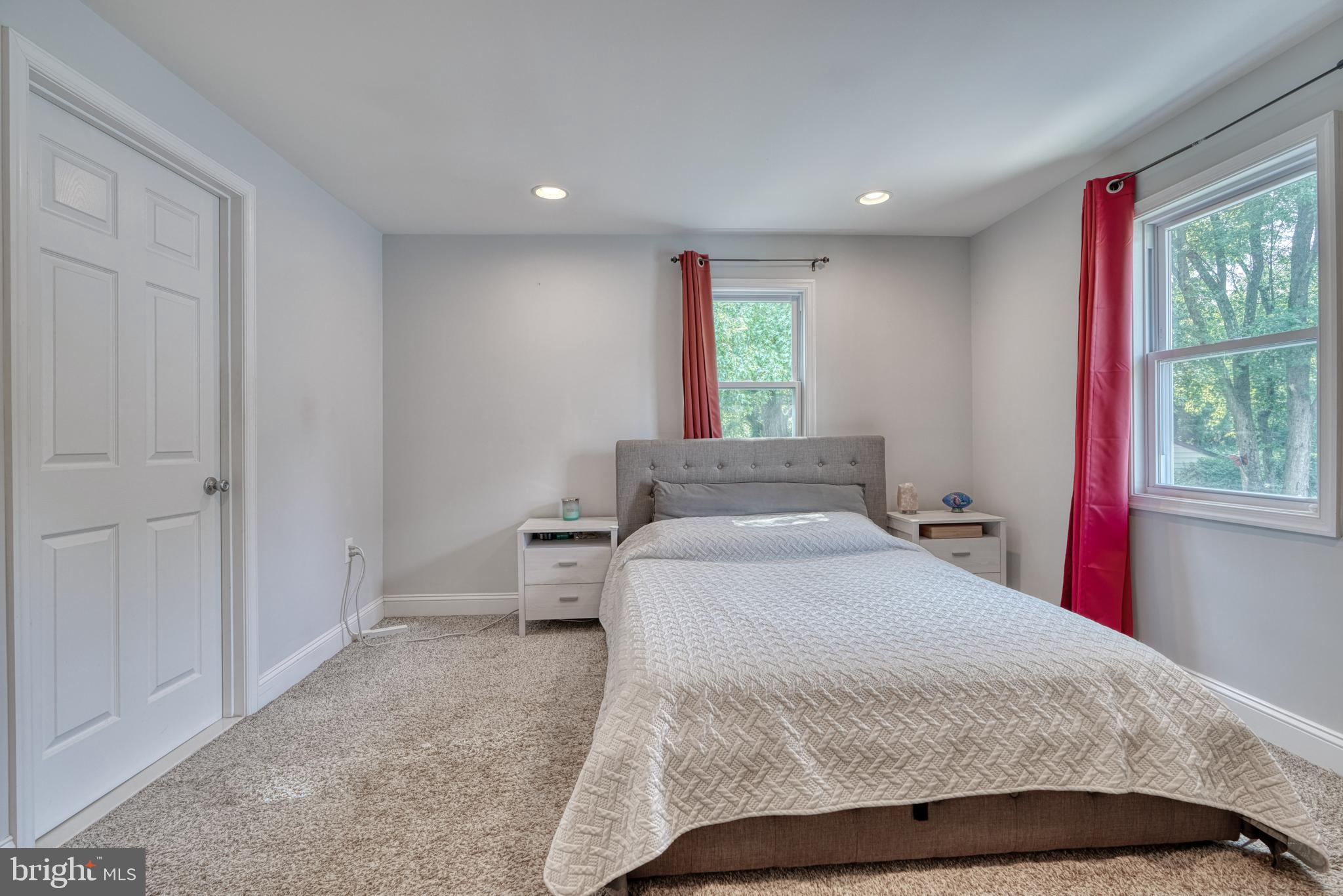 TAYLOR HEIGHTS - Residential