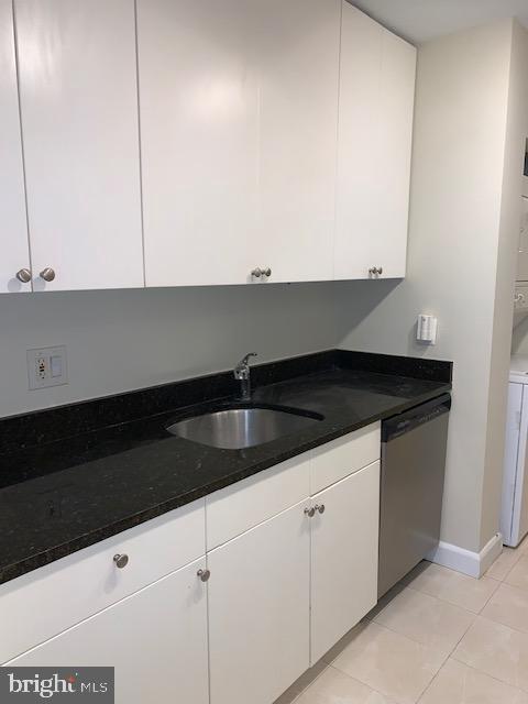 ALEXANDRIA KNOLLS - Residential Lease