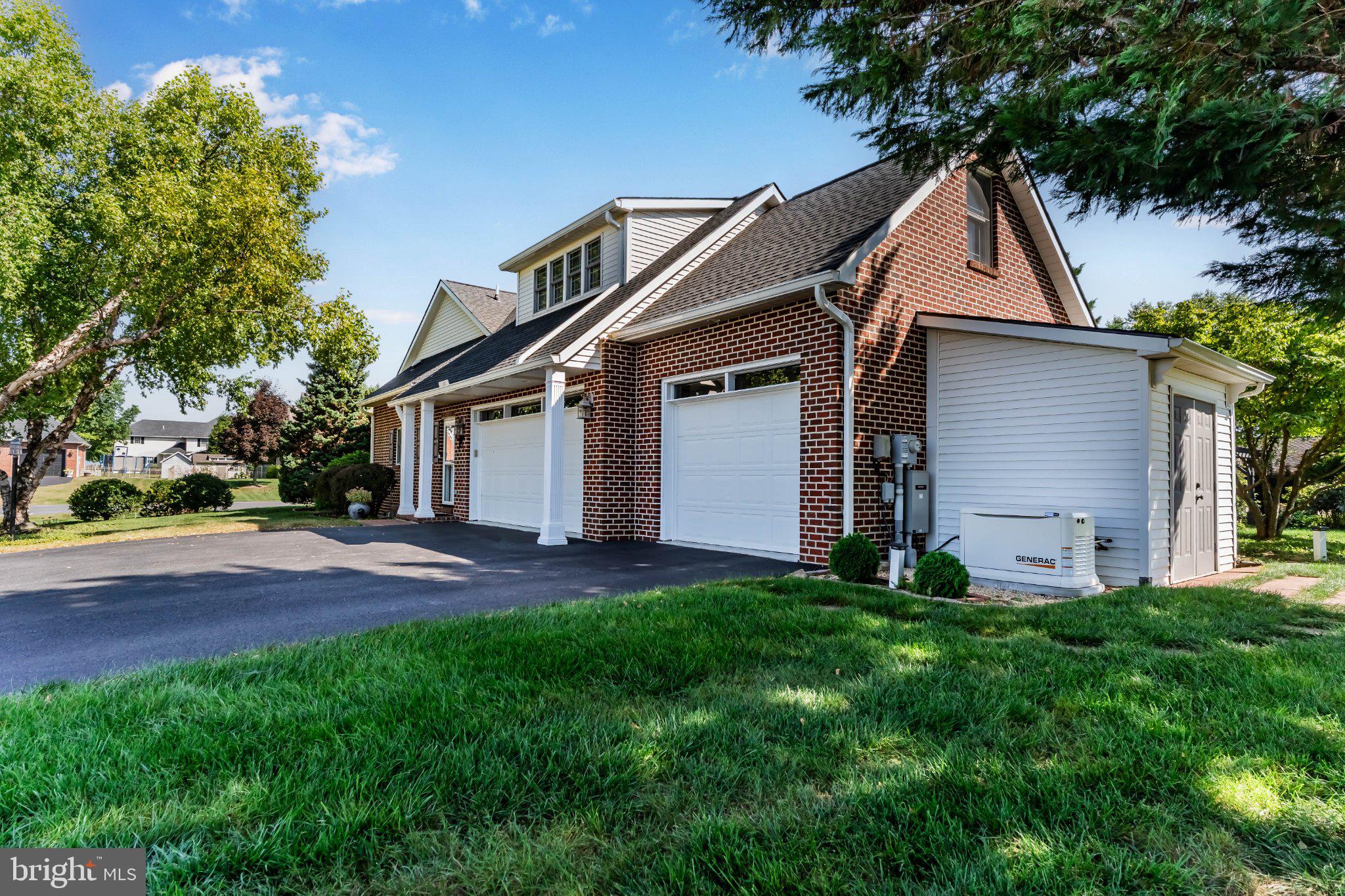 3536 FOX HILL DRIVE