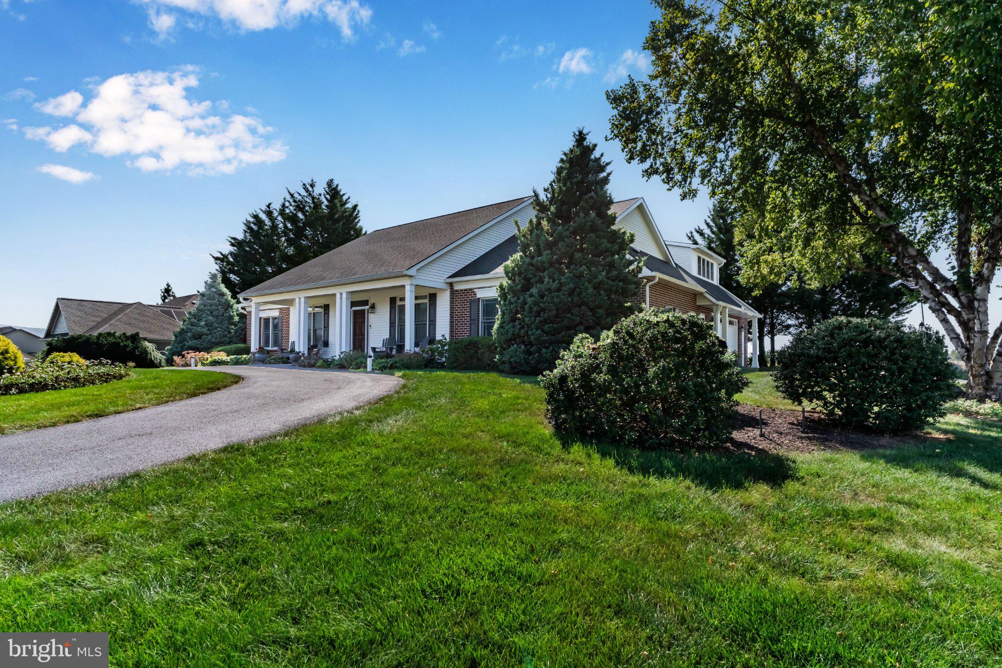 3536 FOX HILL DRIVE