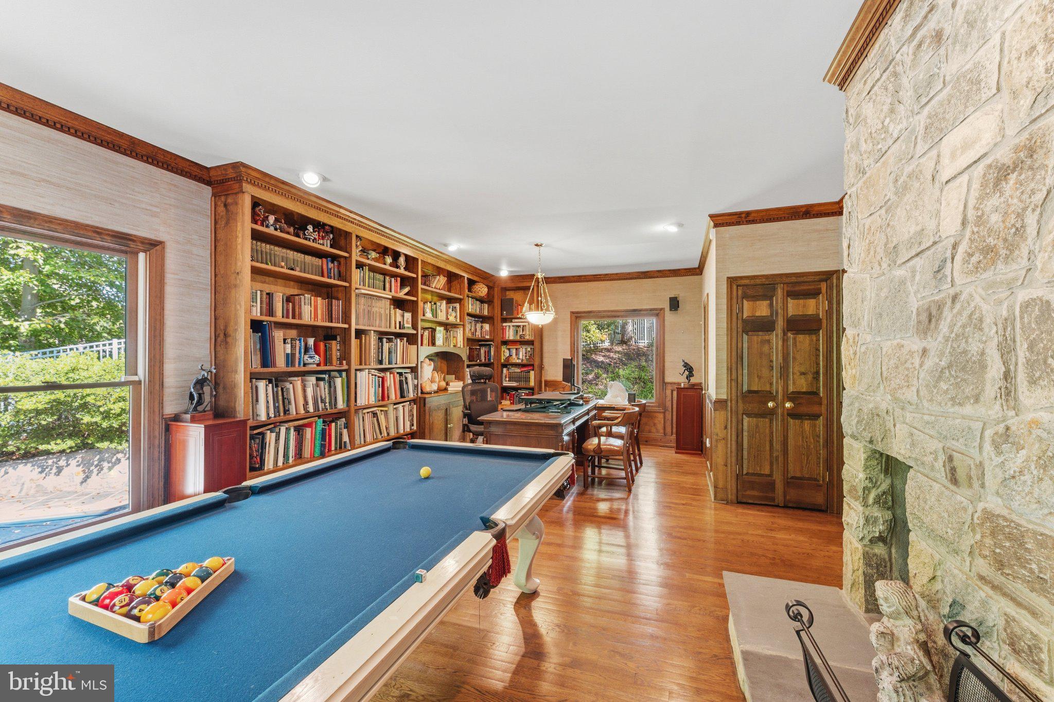 708 POTOMAC KNOLLS DRIVE